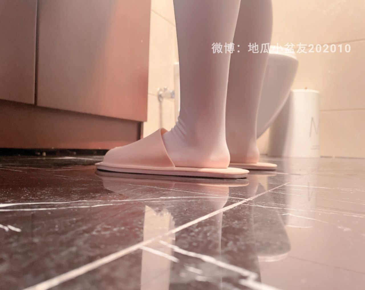 地瓜小盆友 - 猫爪台球