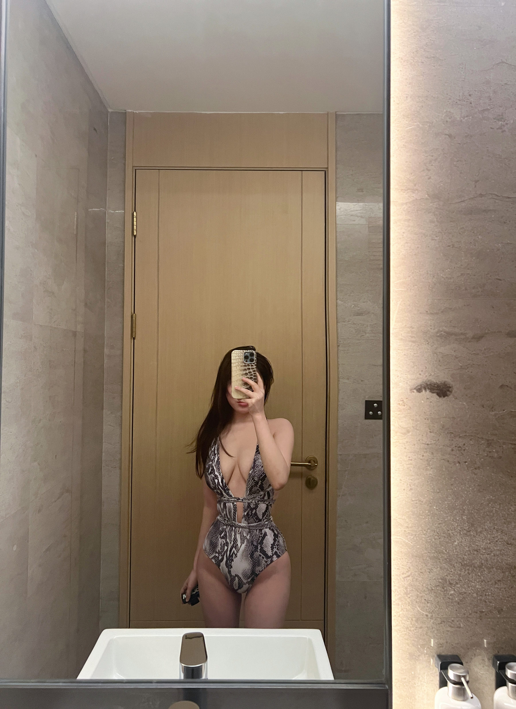 奔跑的晶骡儿 - 泳衣波霸