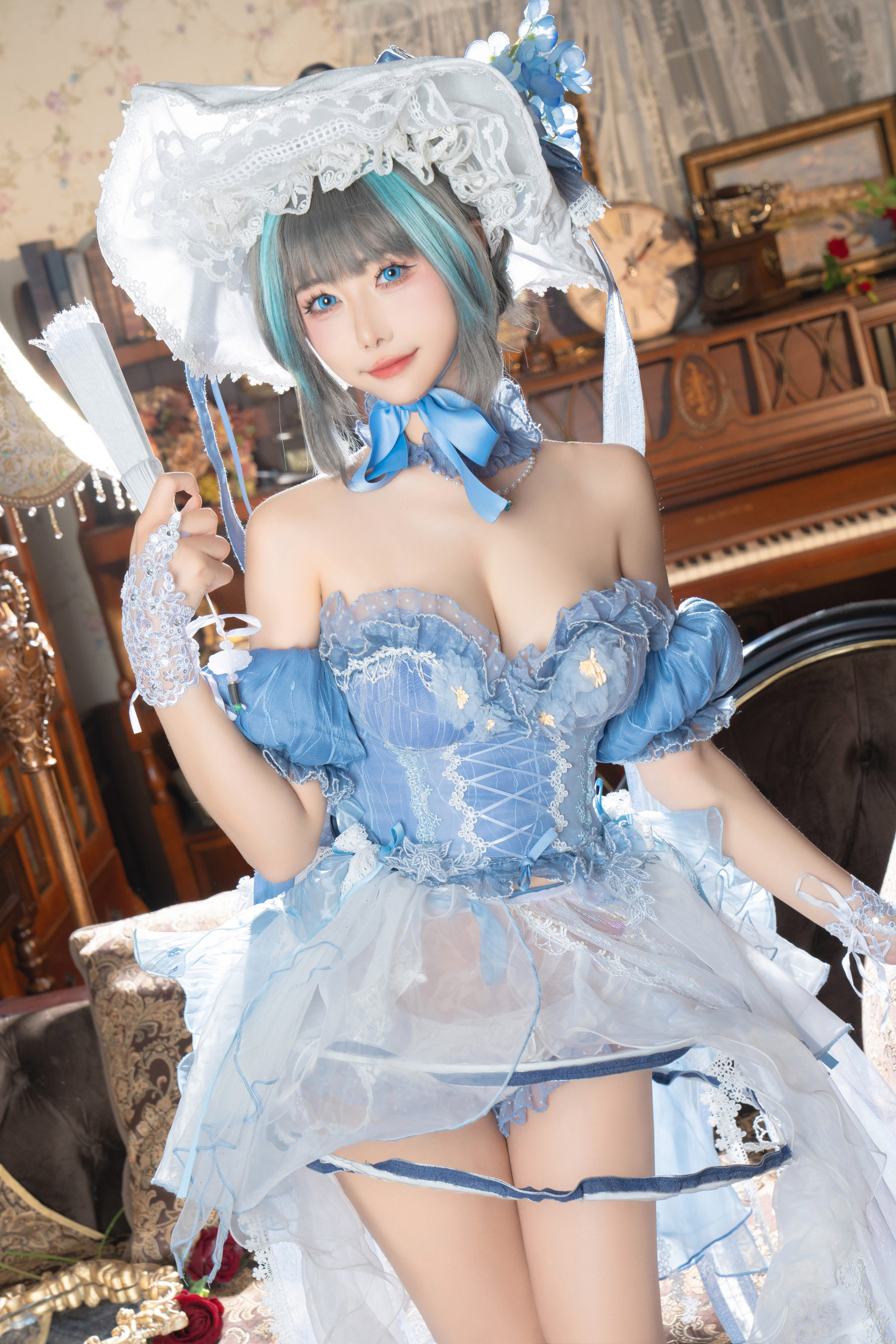 微博妹子Momoko葵葵 - 柴郡礼服