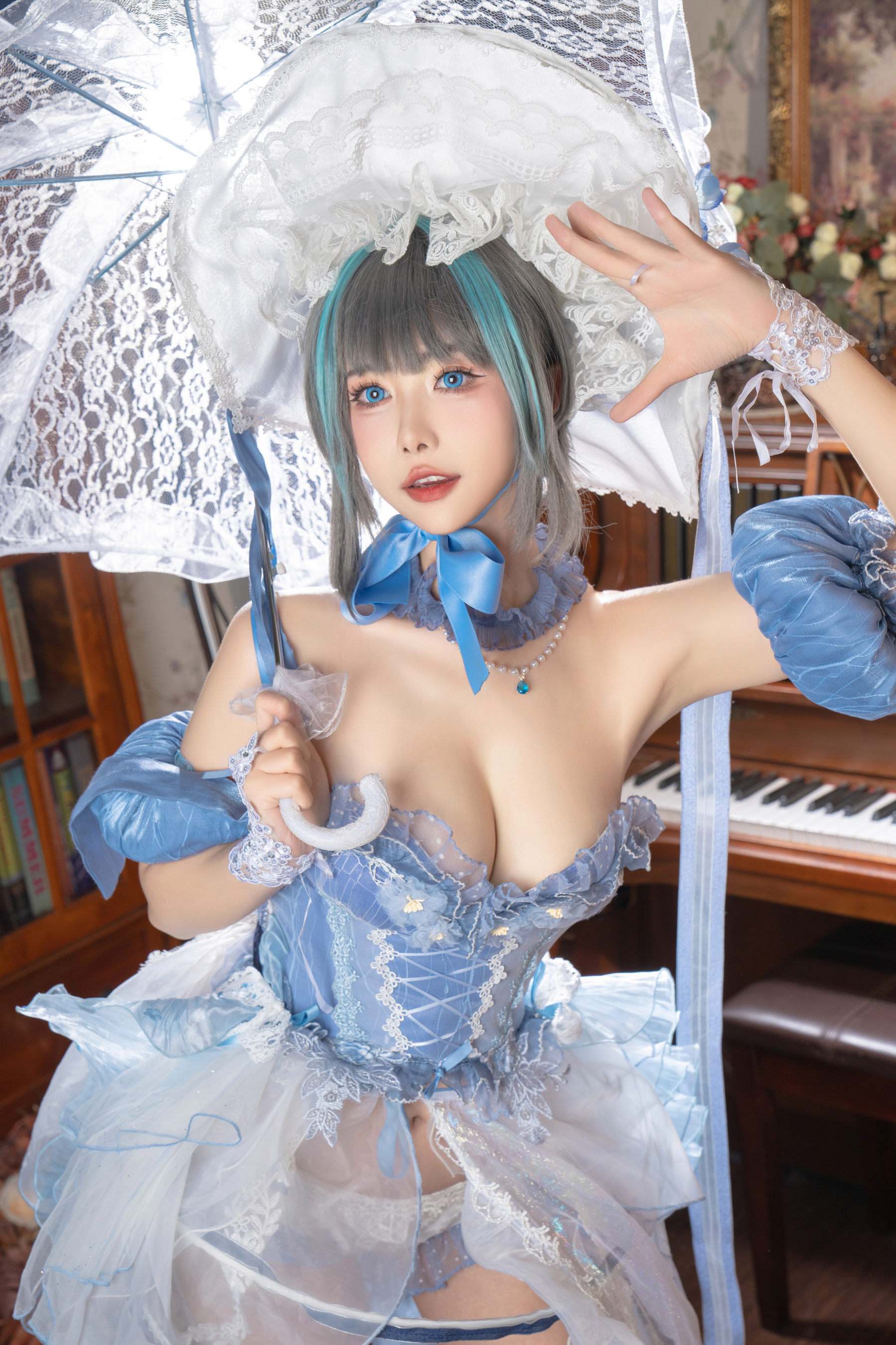 微博妹子Momoko葵葵 - 柴郡礼服