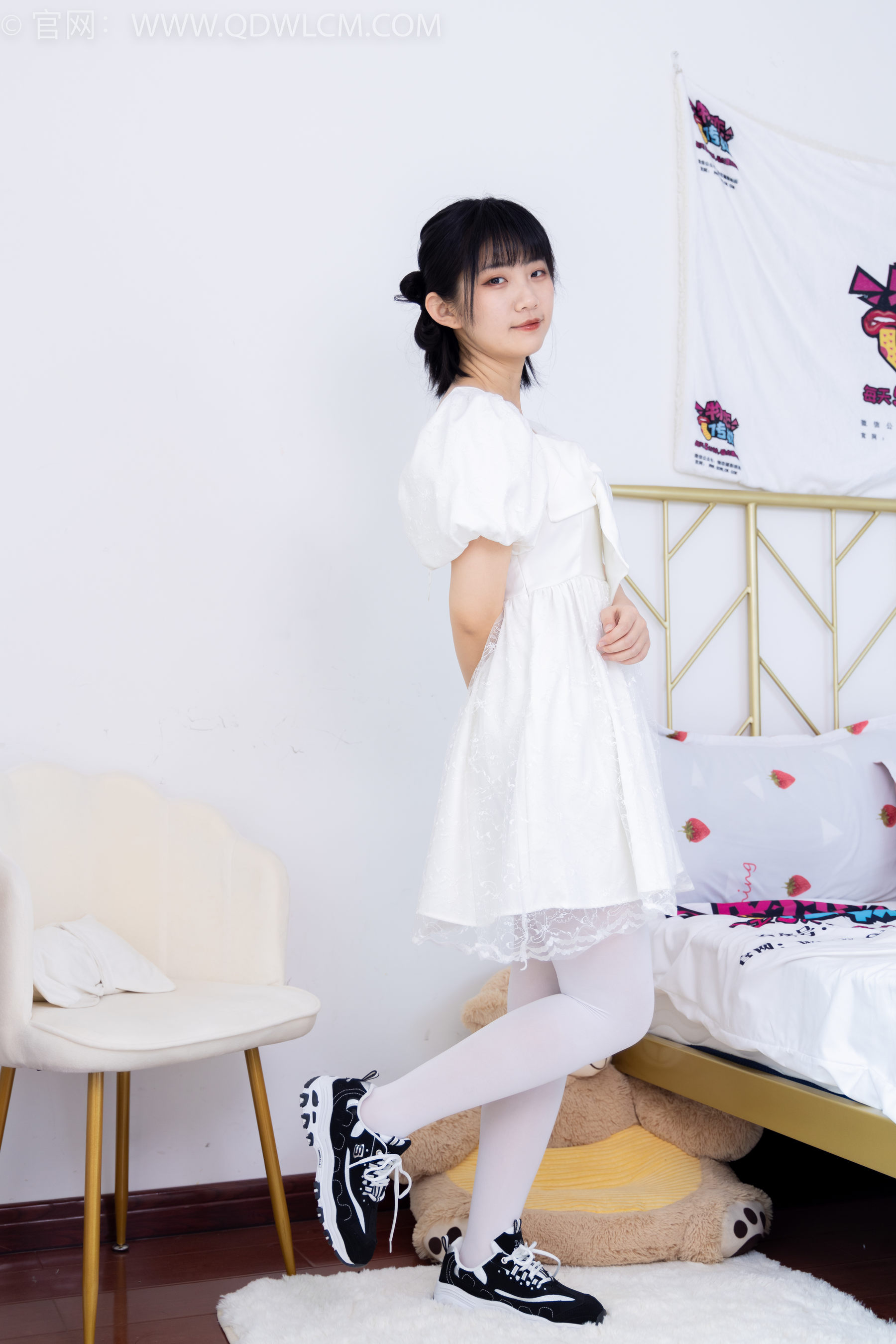 物恋传媒 No.1581 暗月-纯白茉莉