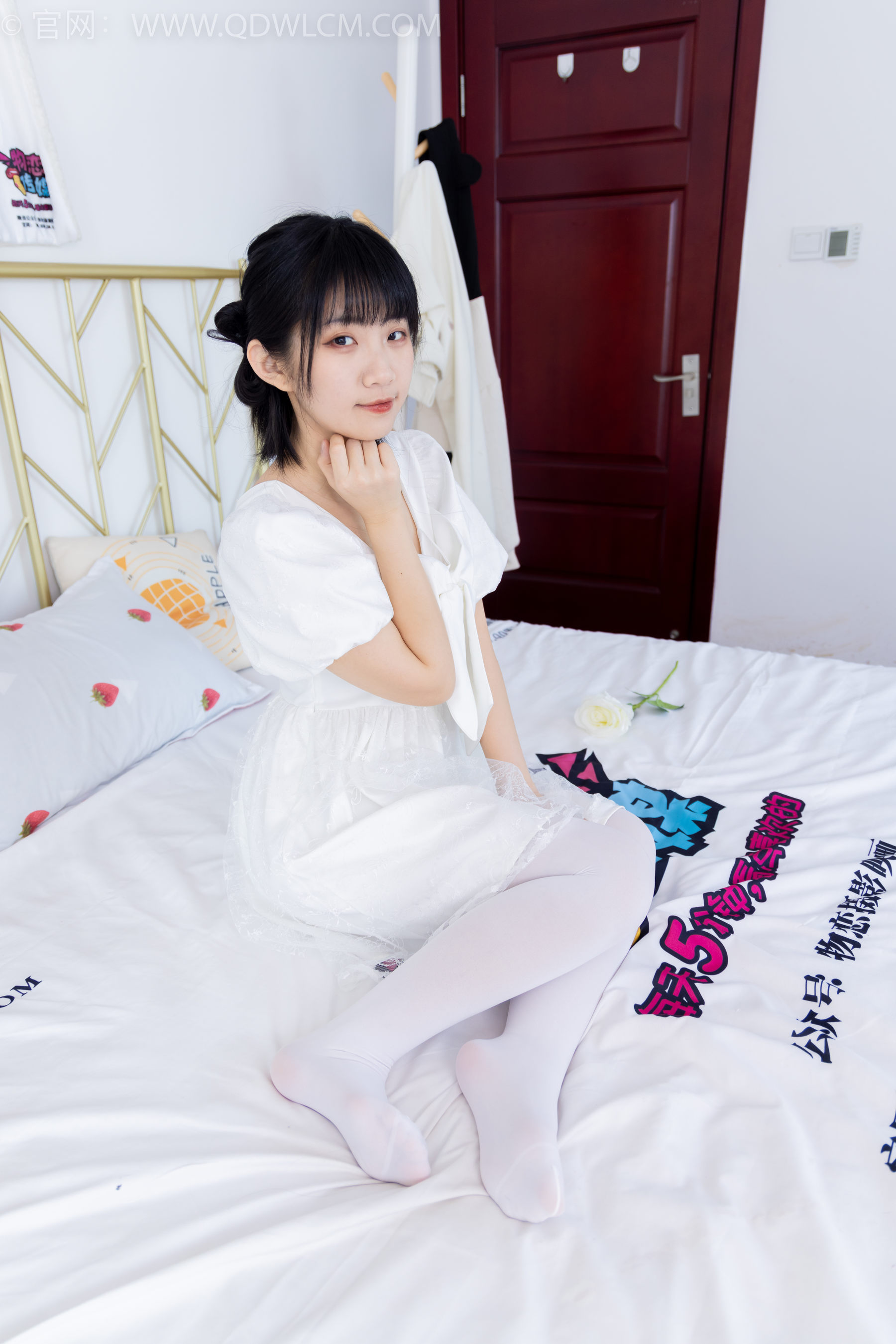 物恋传媒 No.1581 暗月-纯白茉莉
