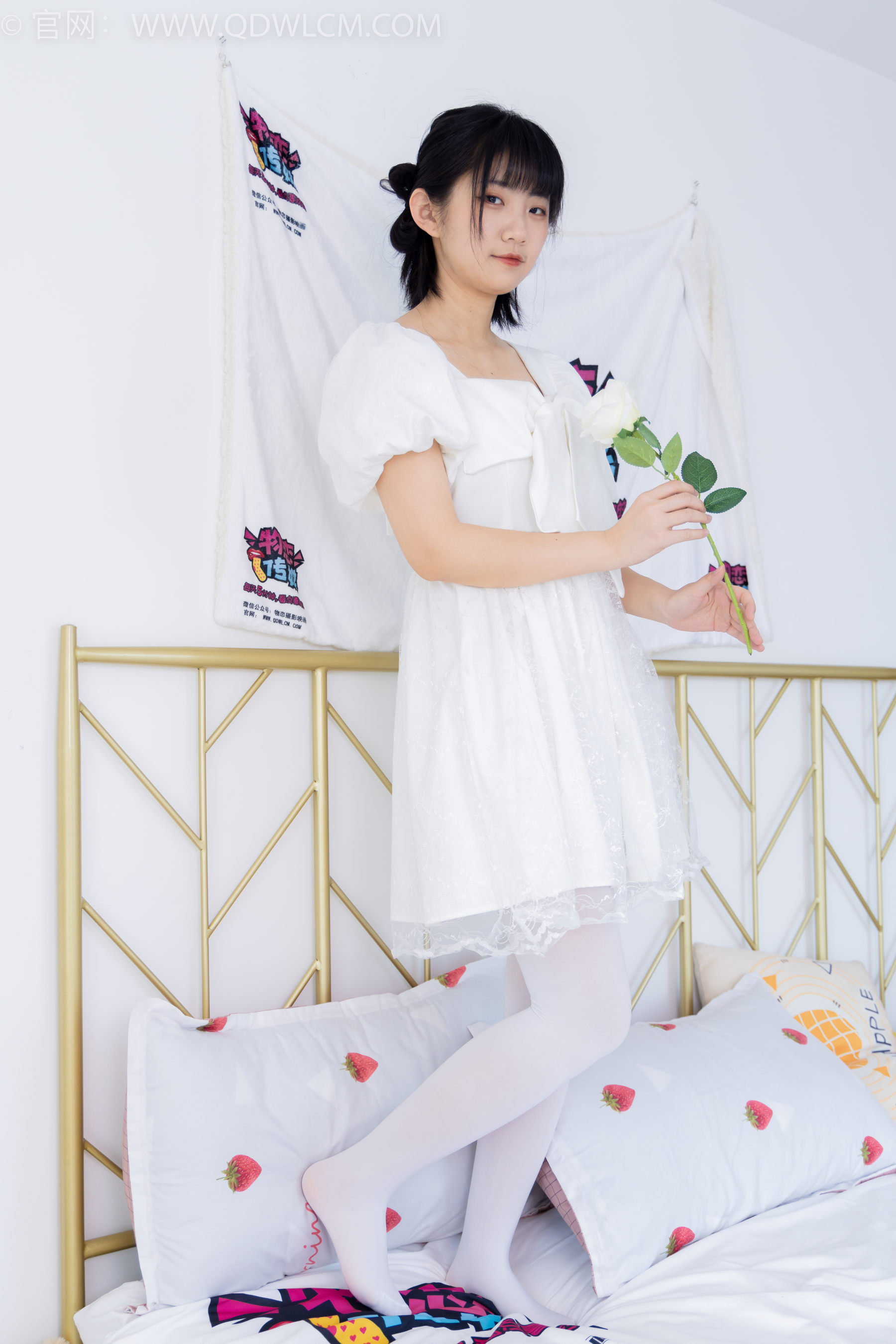 物恋传媒 No.1581 暗月-纯白茉莉