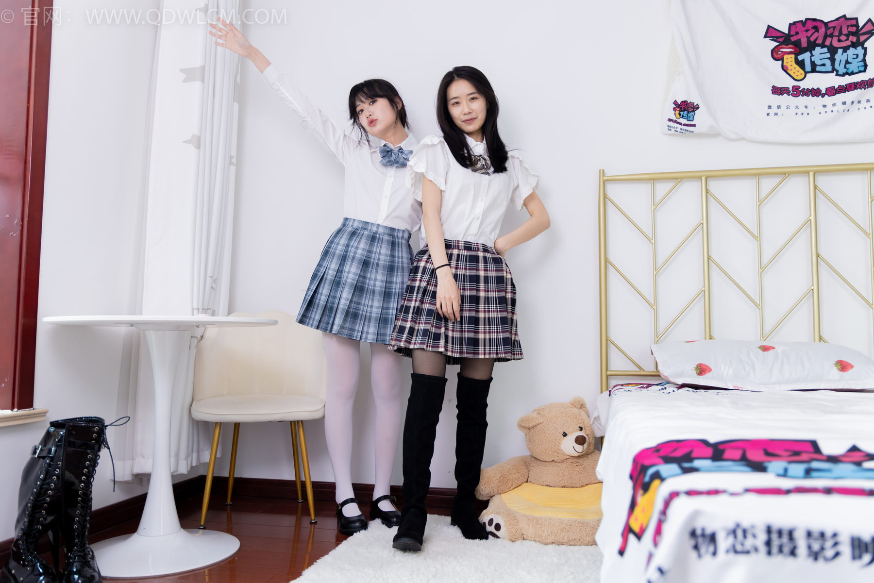 物恋传媒 No.1582 菜菜&小敏-学院姐妹花