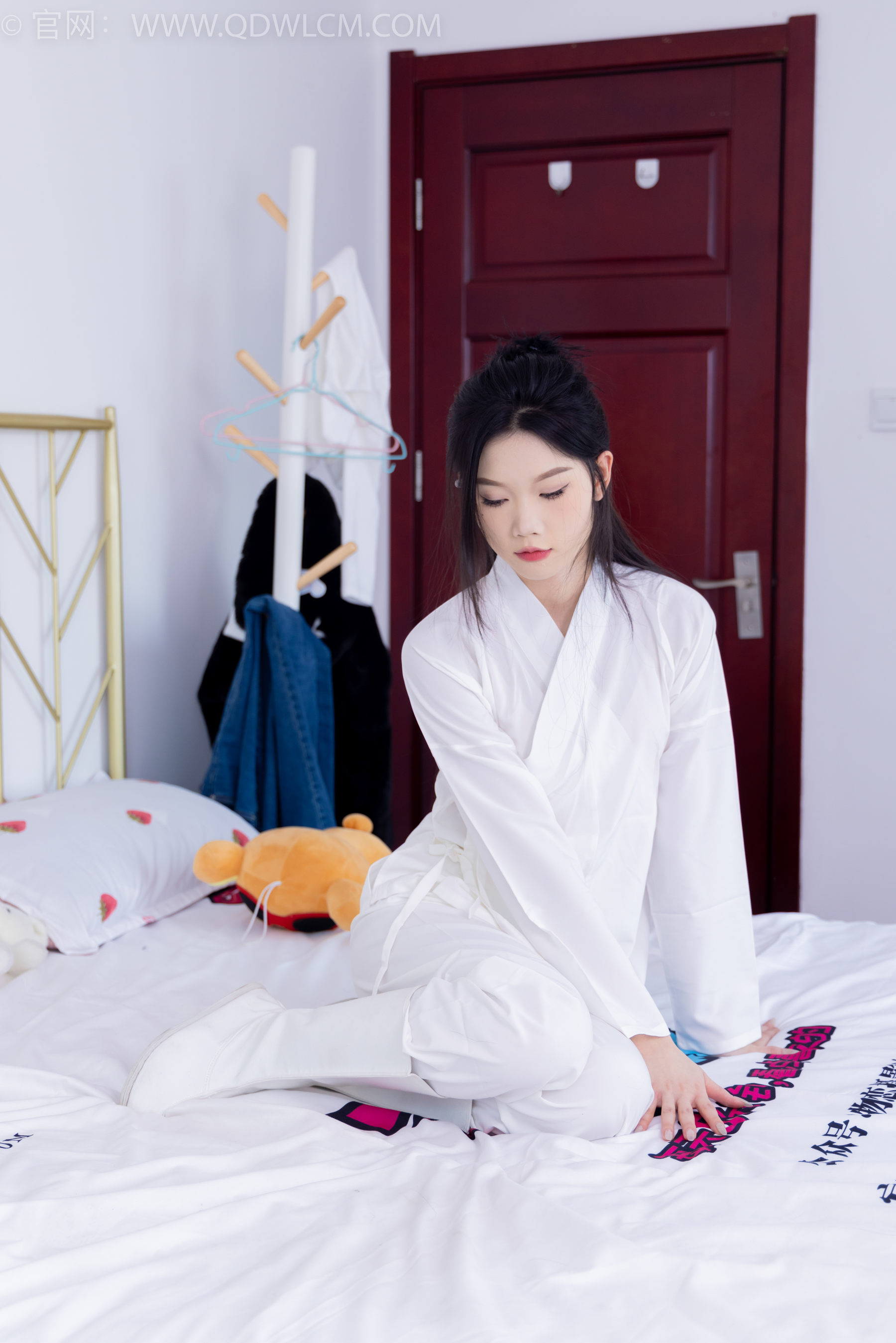 物恋传媒 No.1586 小竹-纯白小仙女