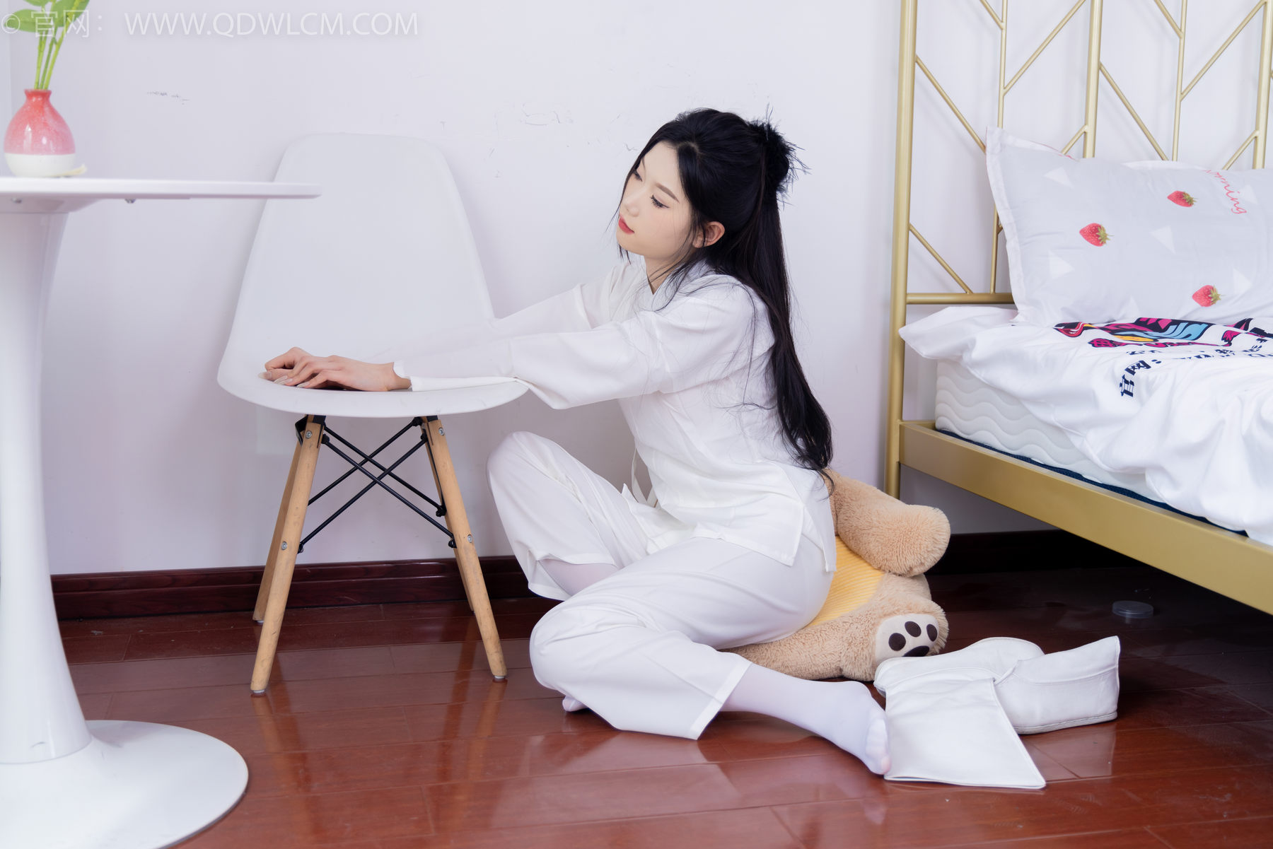 物恋传媒 No.1586 小竹-纯白小仙女