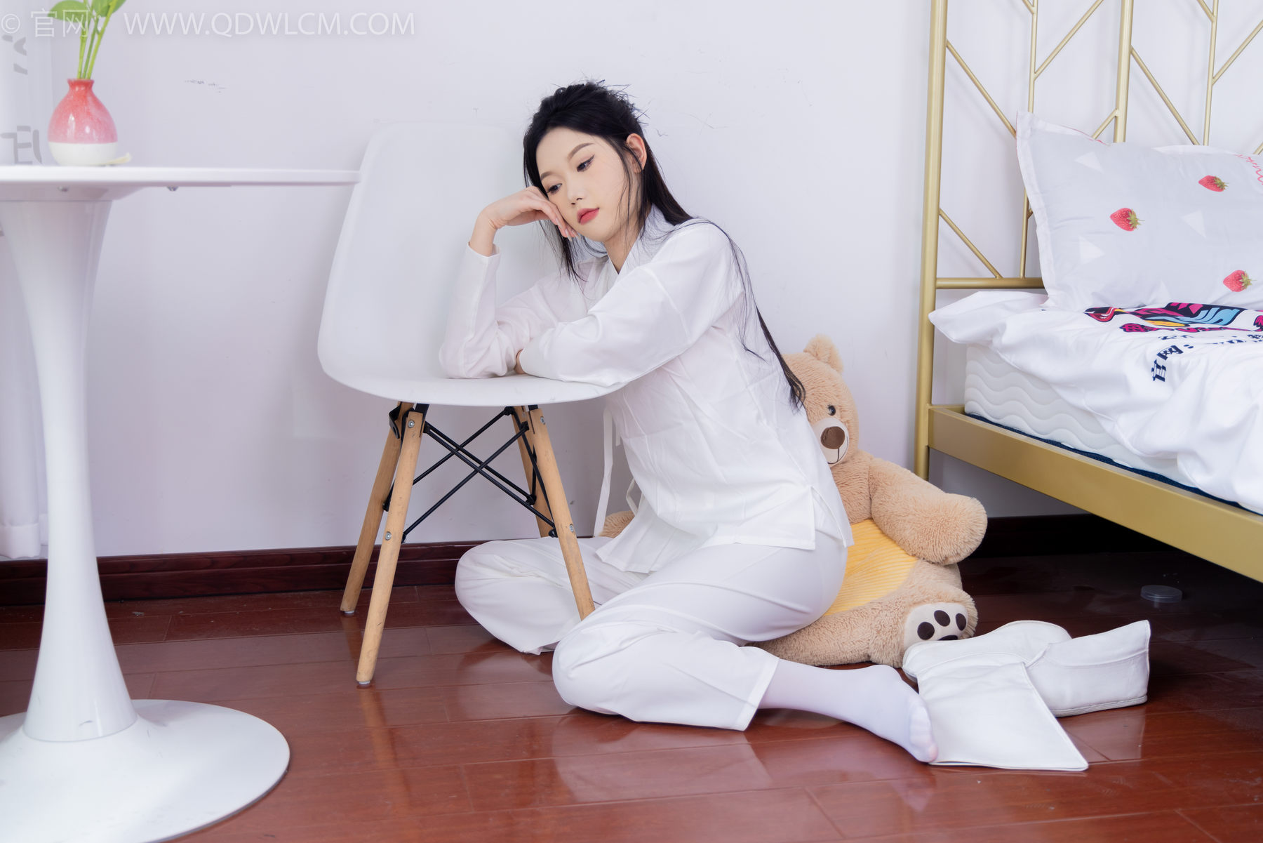 物恋传媒 No.1586 小竹-纯白小仙女