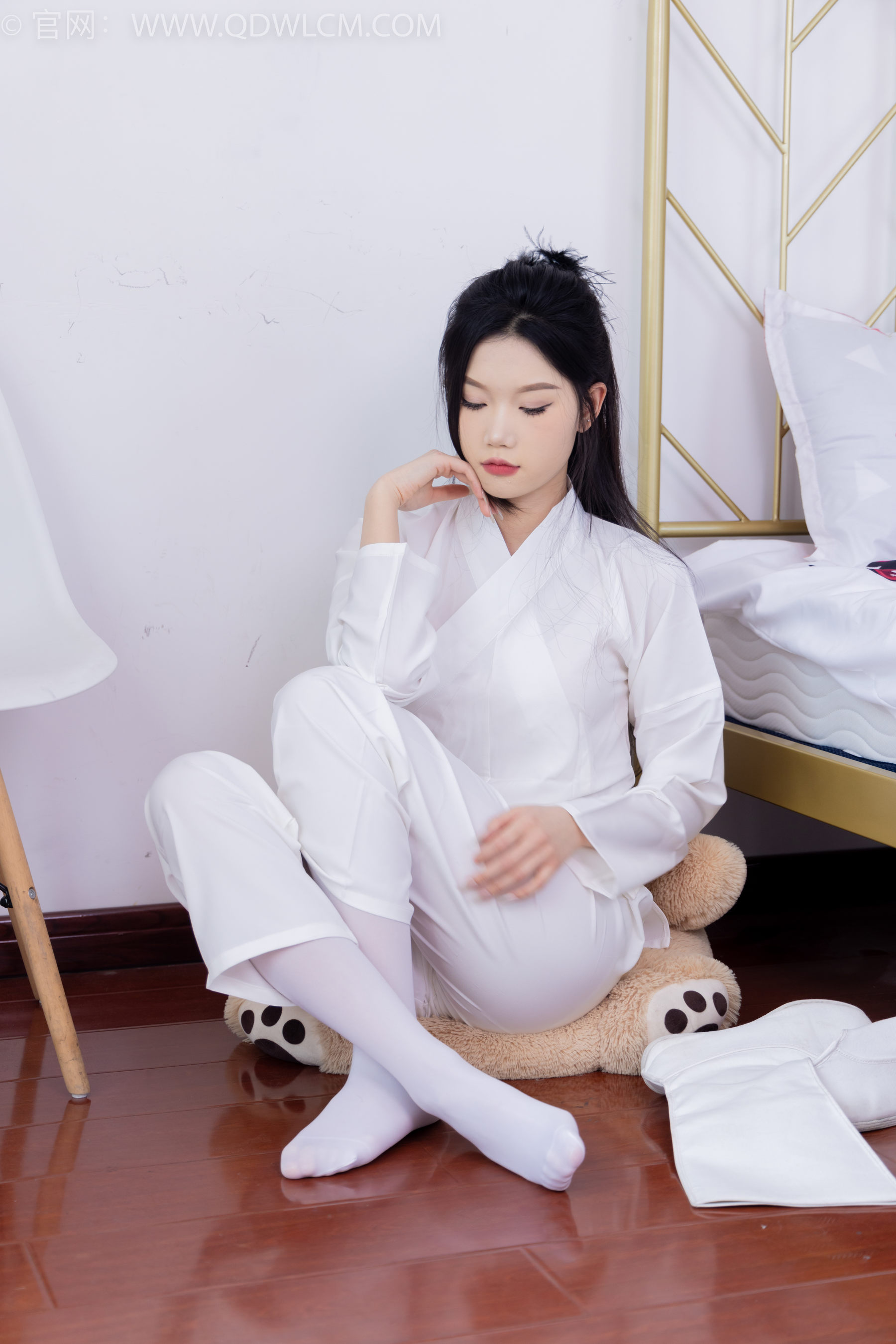 物恋传媒 No.1586 小竹-纯白小仙女