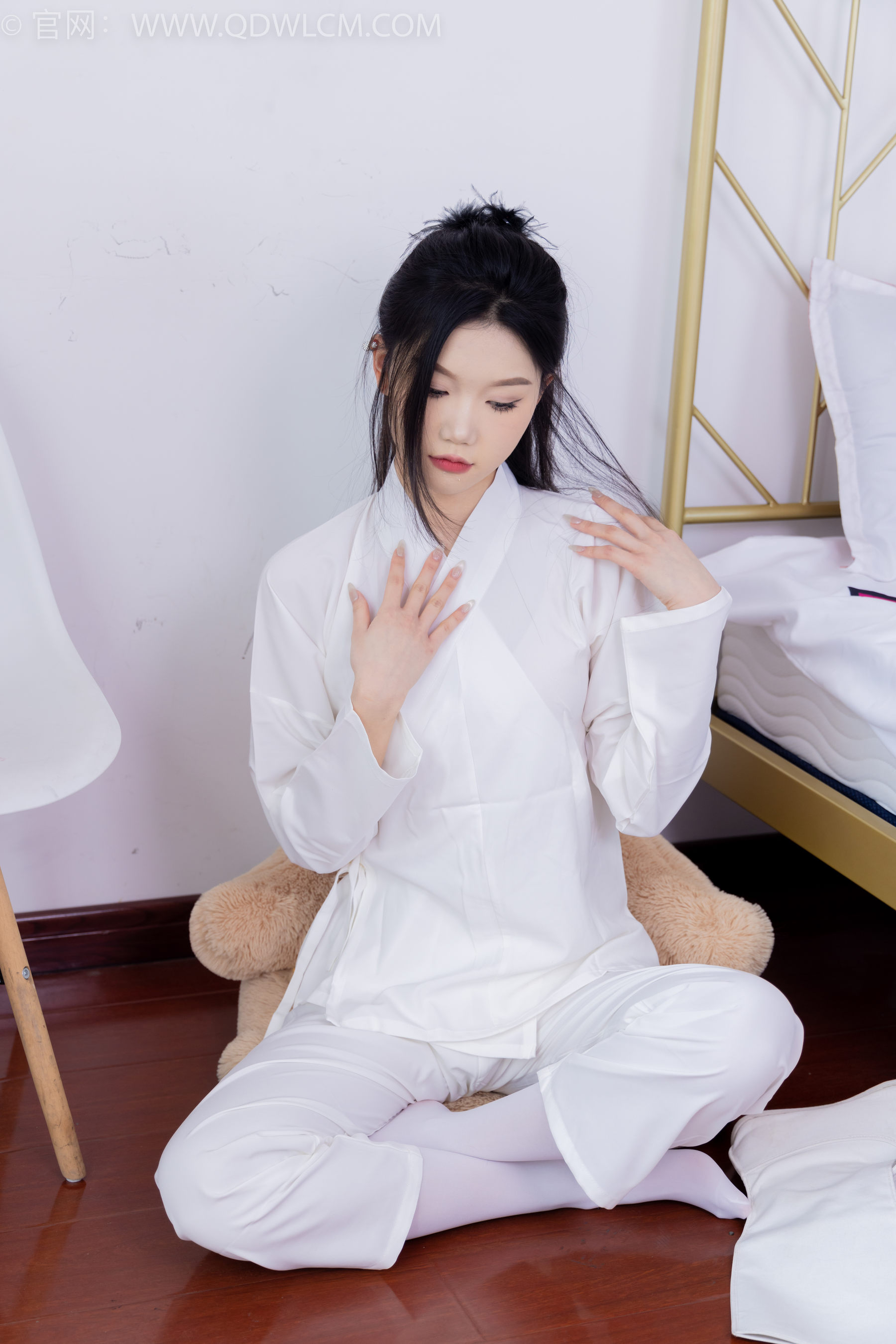物恋传媒 No.1586 小竹-纯白小仙女