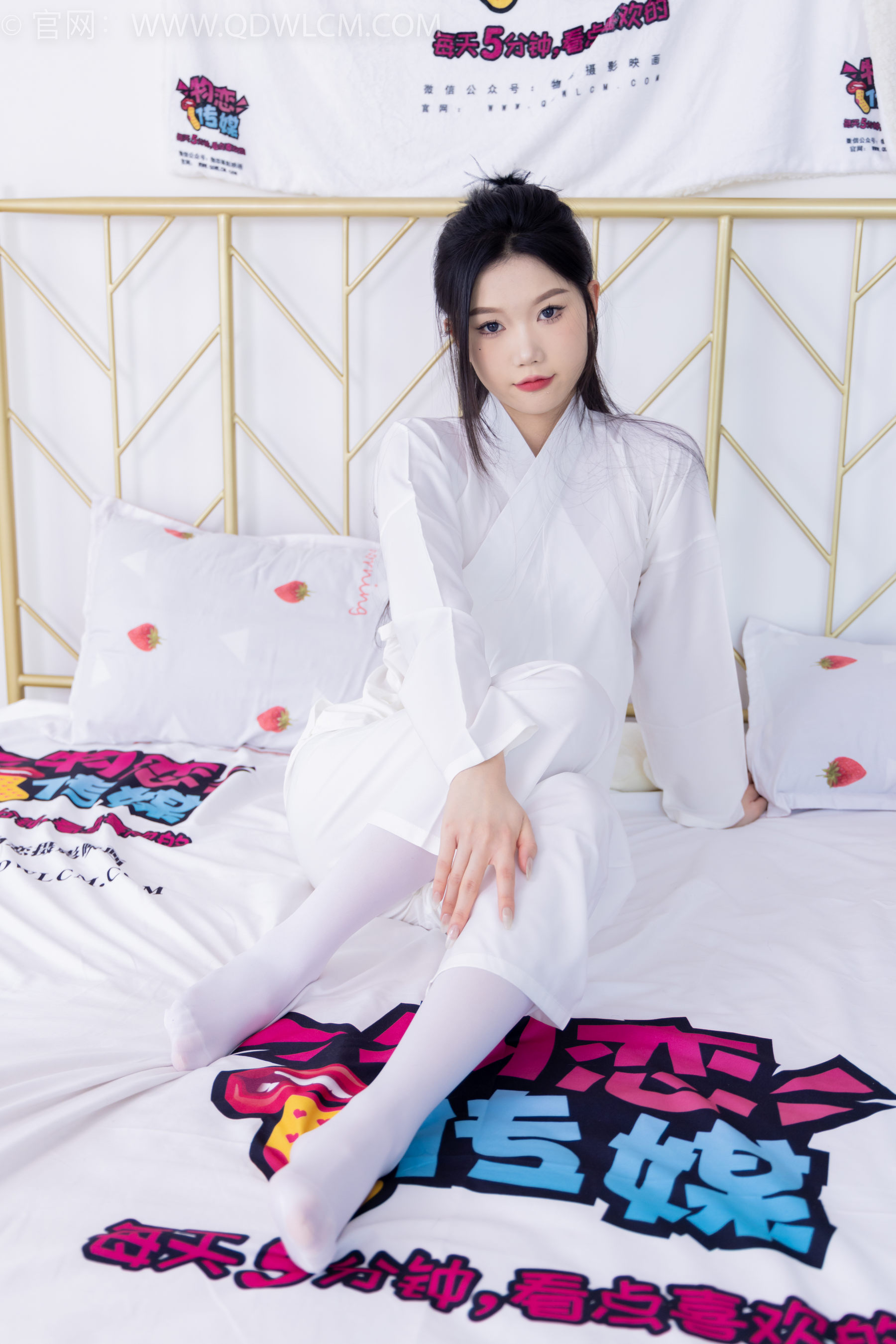 物恋传媒 No.1586 小竹-纯白小仙女