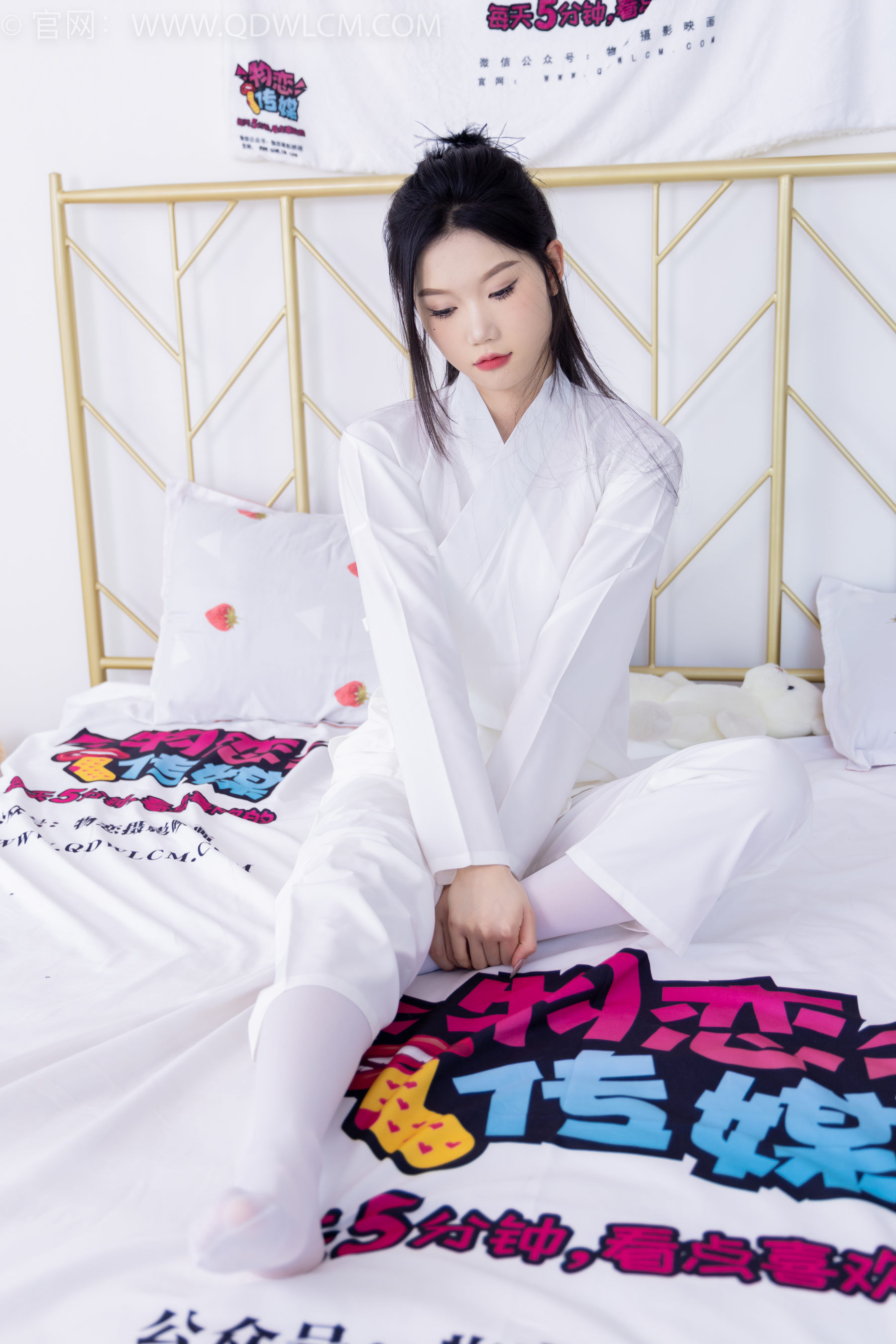 物恋传媒 No.1586 小竹-纯白小仙女