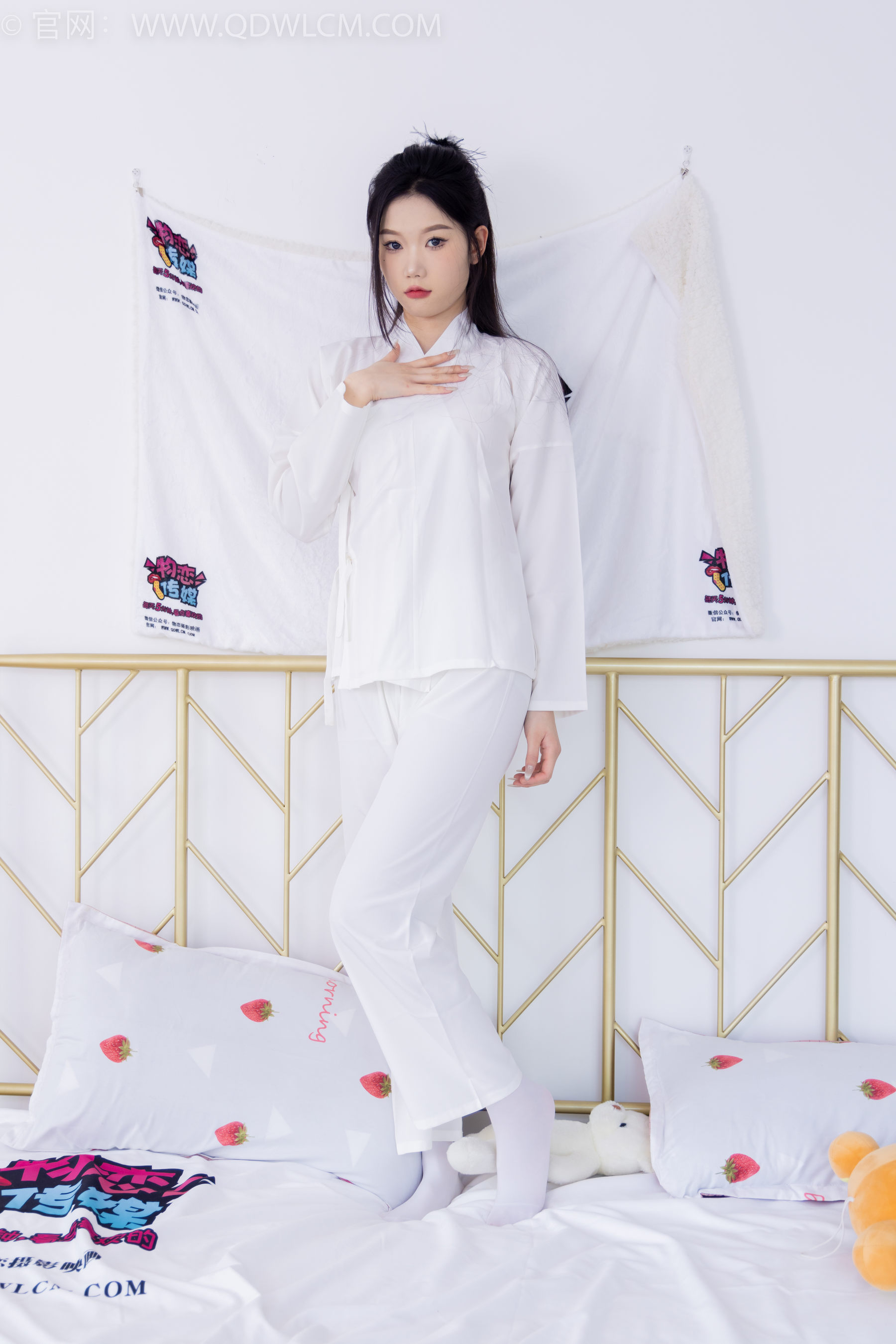 物恋传媒 No.1586 小竹-纯白小仙女