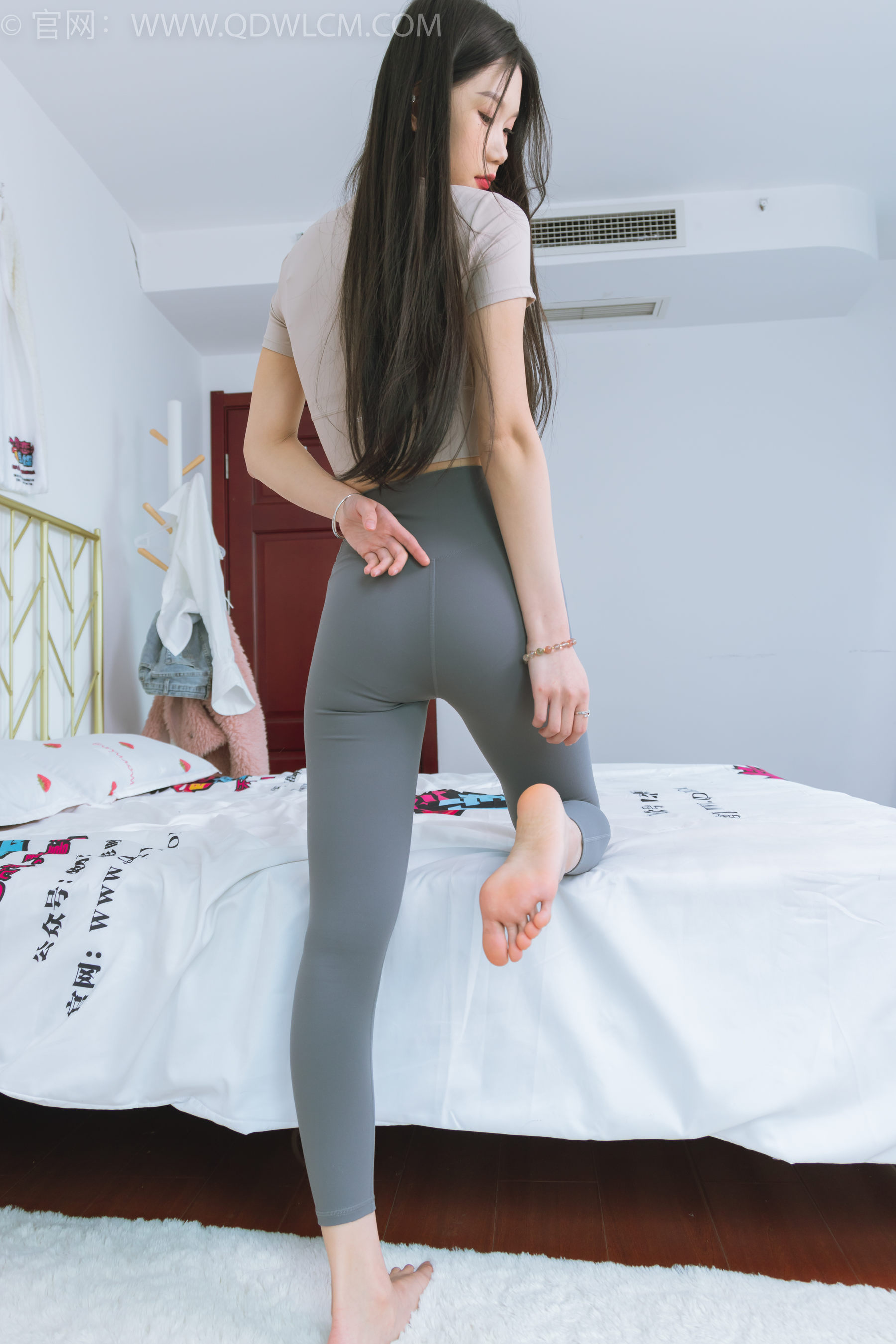 物恋传媒 No.1602 小竹-迷失向日葵