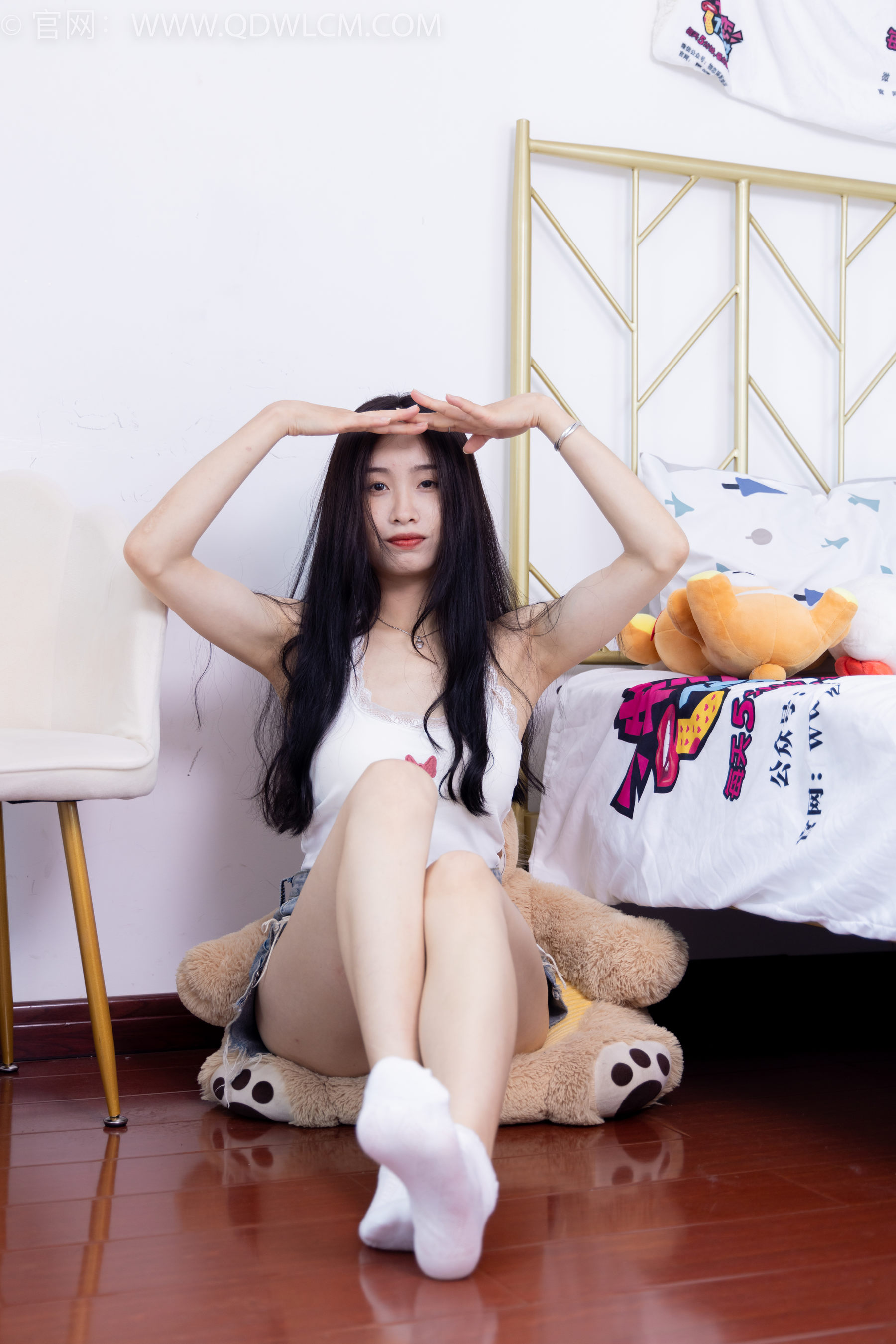 物恋传媒 No.1608 绒绒-情情爱爱