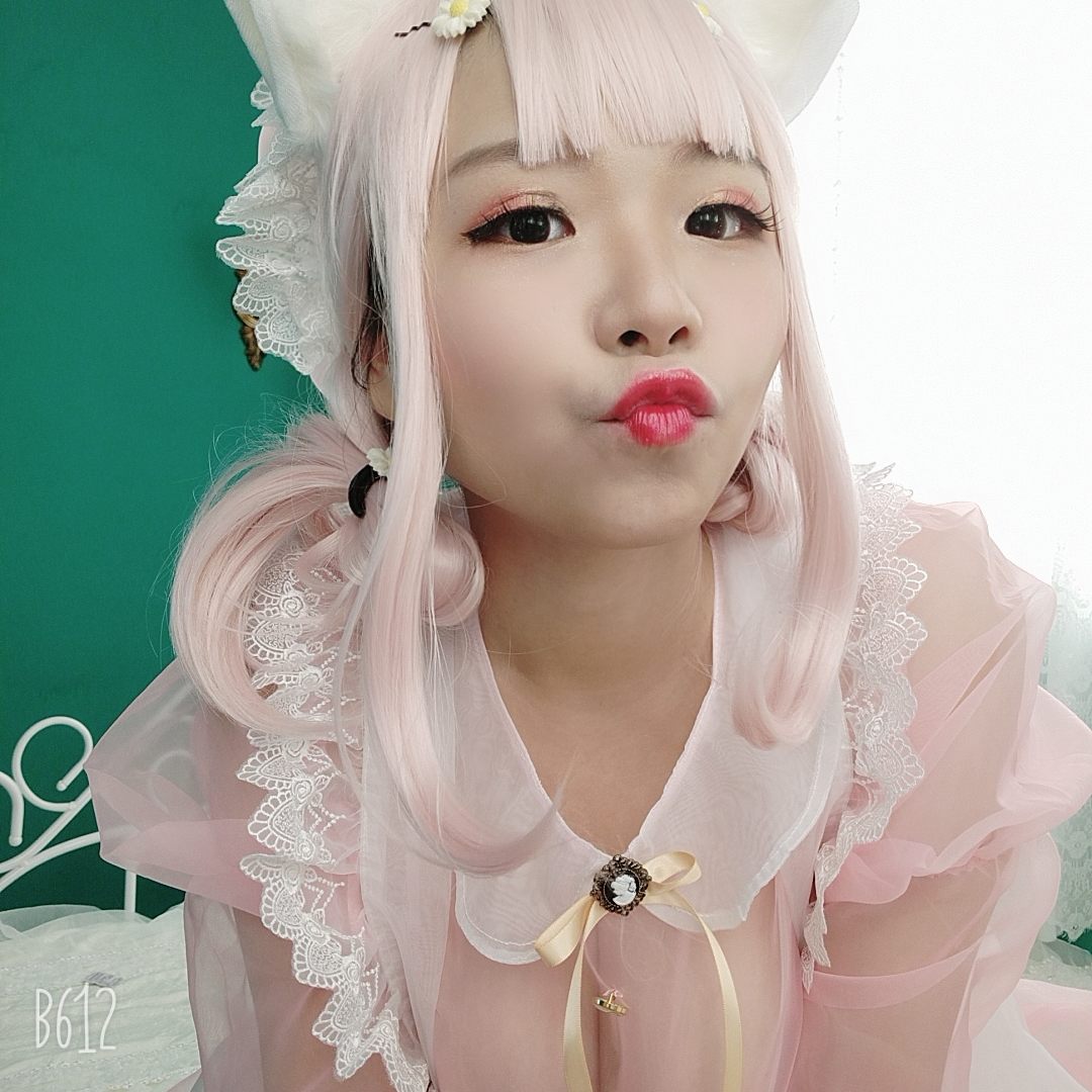 自闭颜球球(无颜小天使wy) - 透明女仆