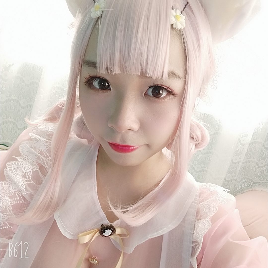 自闭颜球球(无颜小天使wy) - 透明女仆