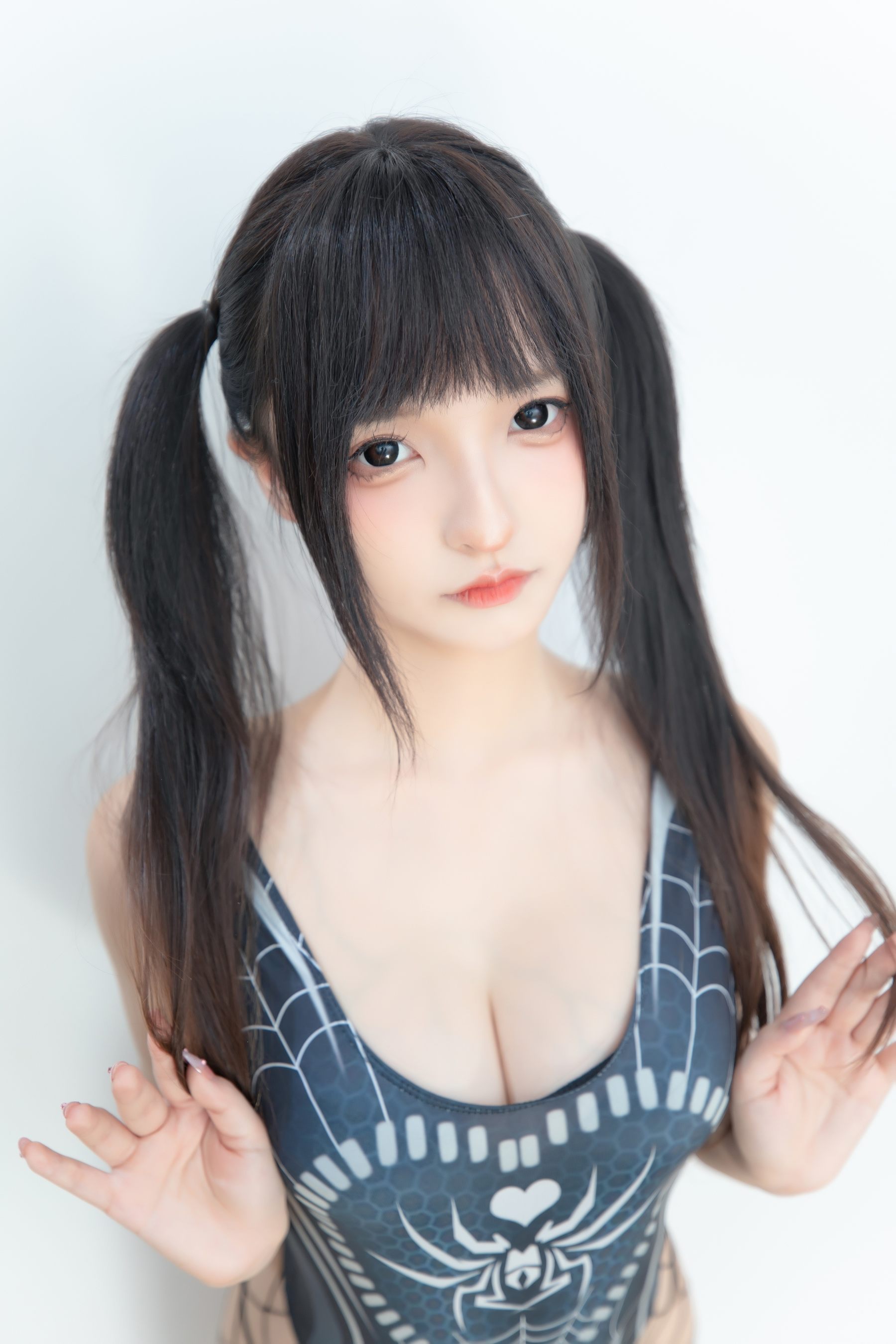 萝莉神楽板真冬之蜘蛛女孩