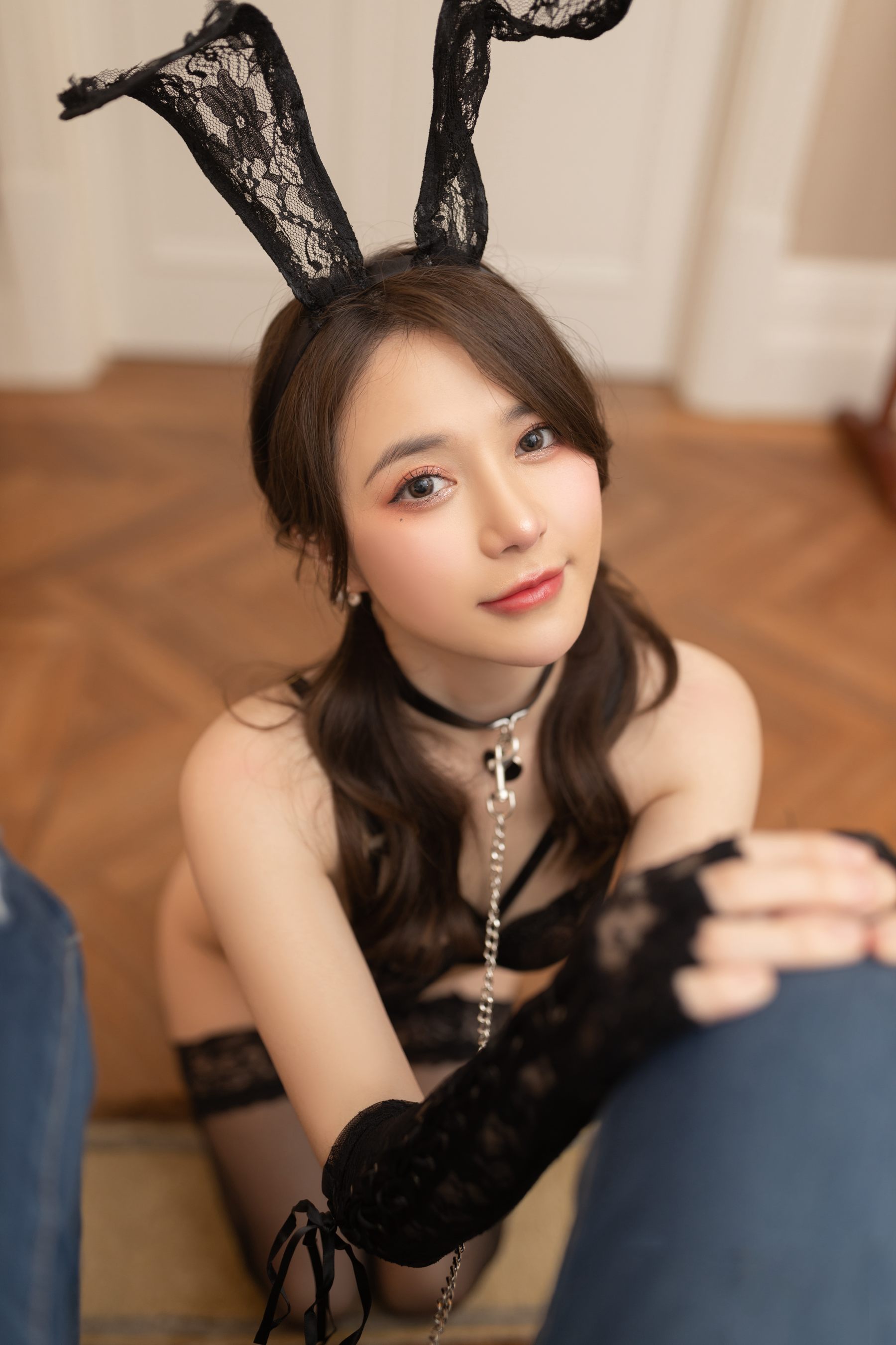 鱼子酱情趣兔女郎写真