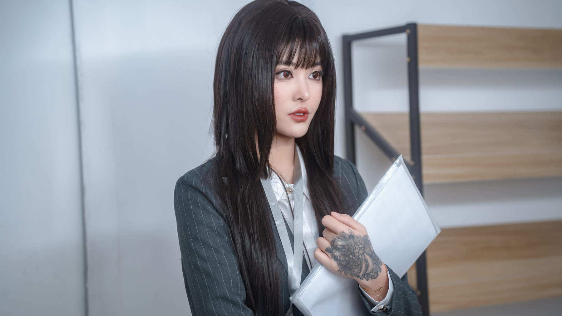 鹿八岁 - 女上司和女下属