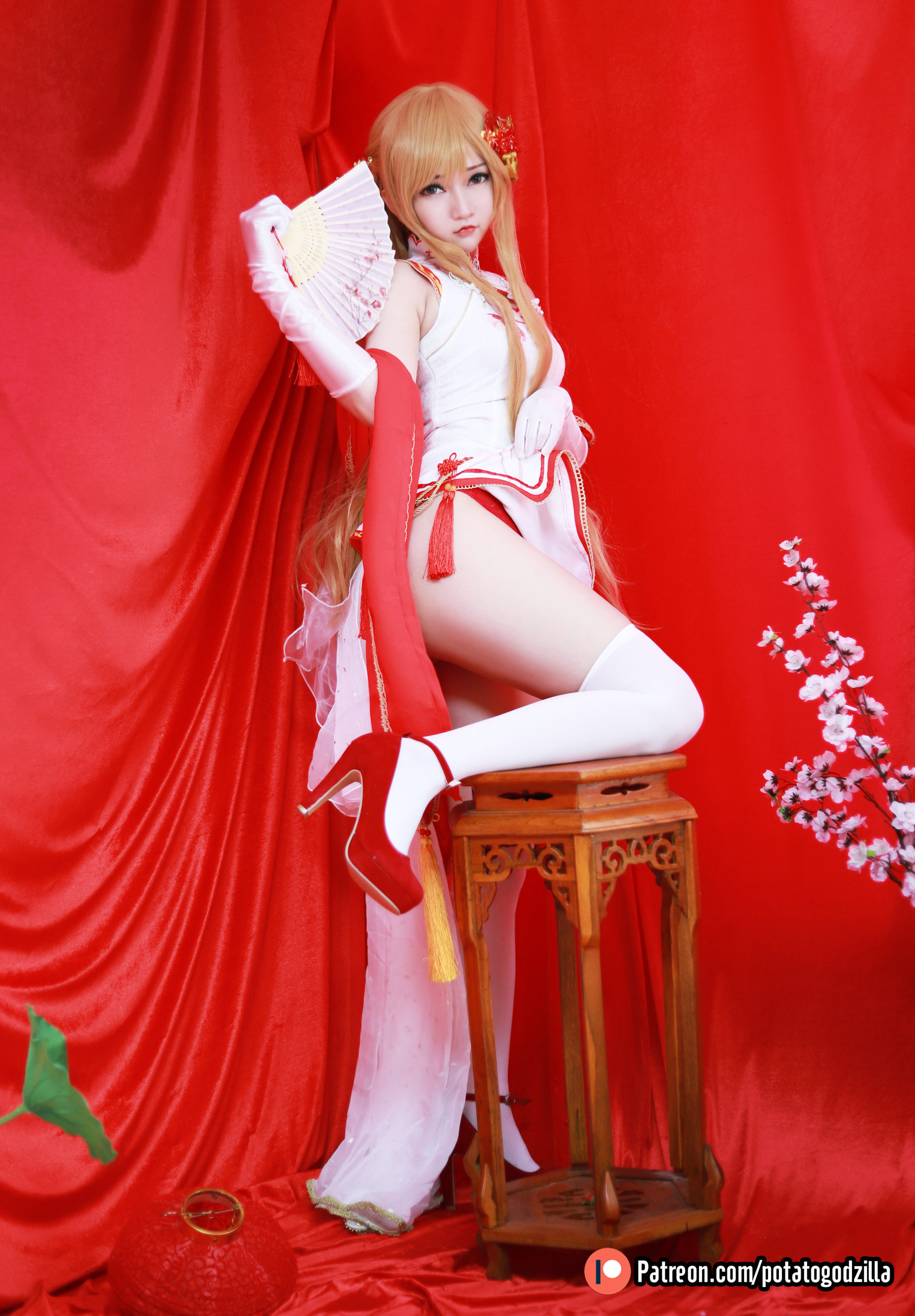 Coser小姐姐Potato Godzilla - Asuna Yuuki Qipao