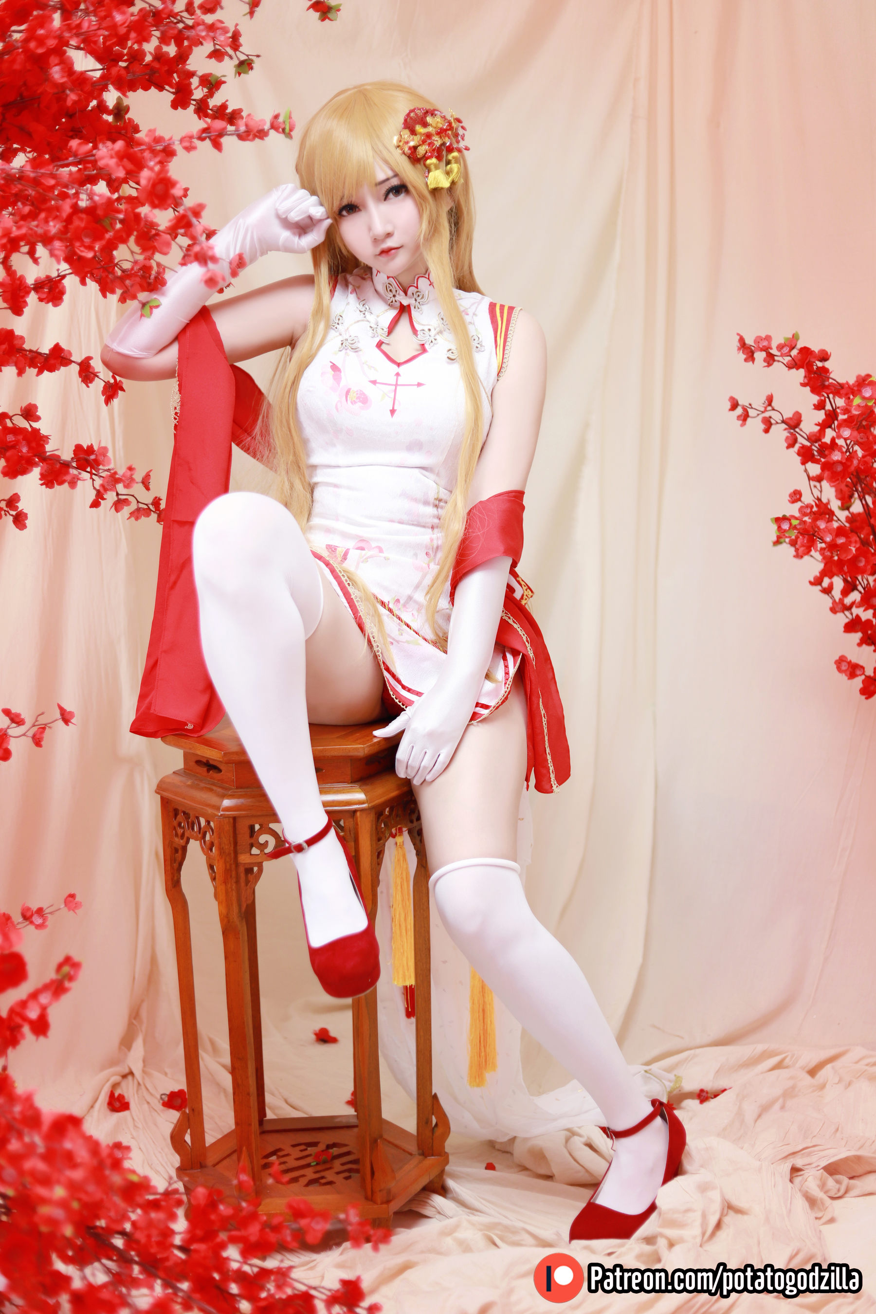 Coser小姐姐Potato Godzilla - Asuna Yuuki Qipao
