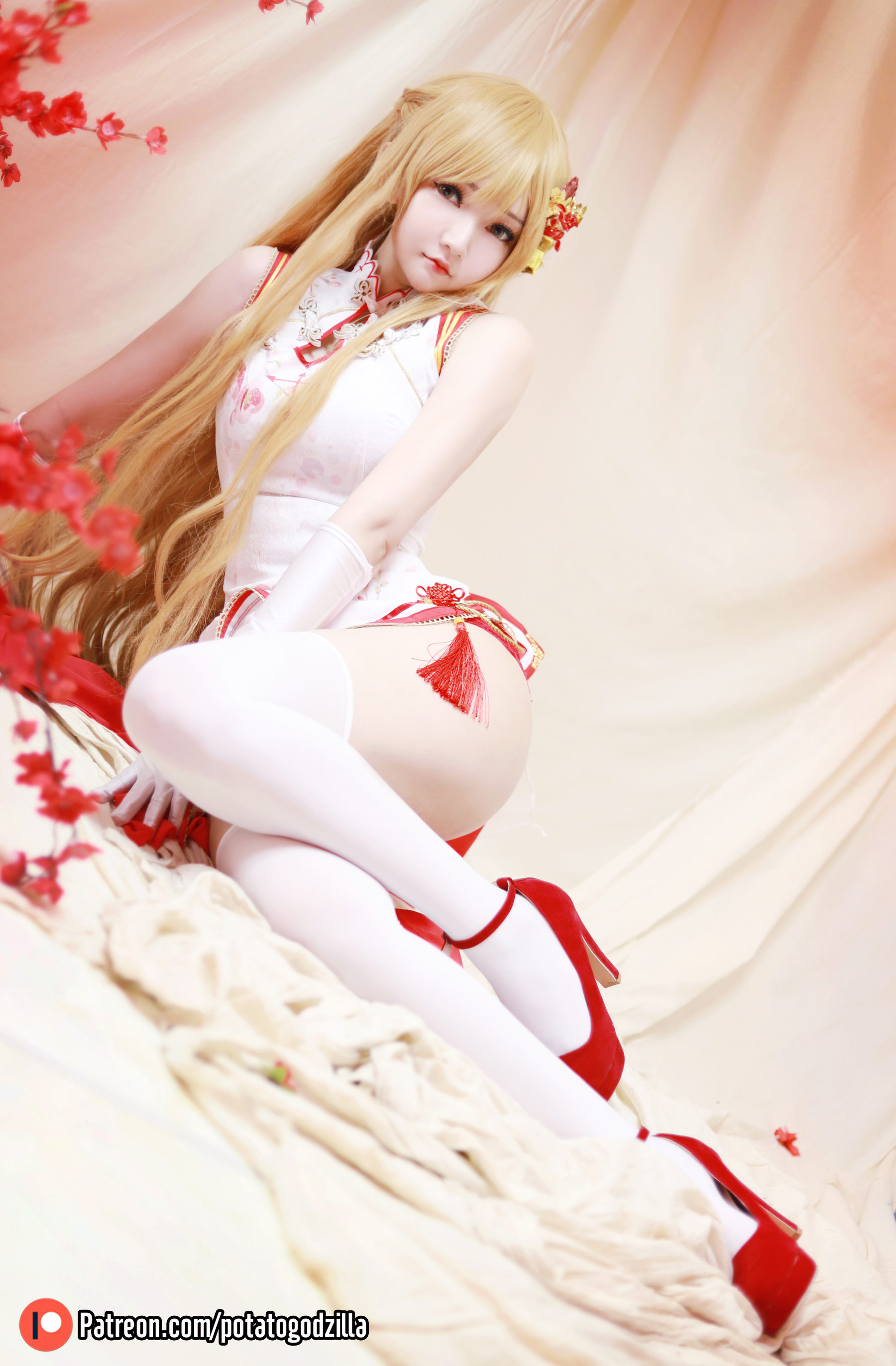 Coser小姐姐Potato Godzilla - Asuna Yuuki Qipao