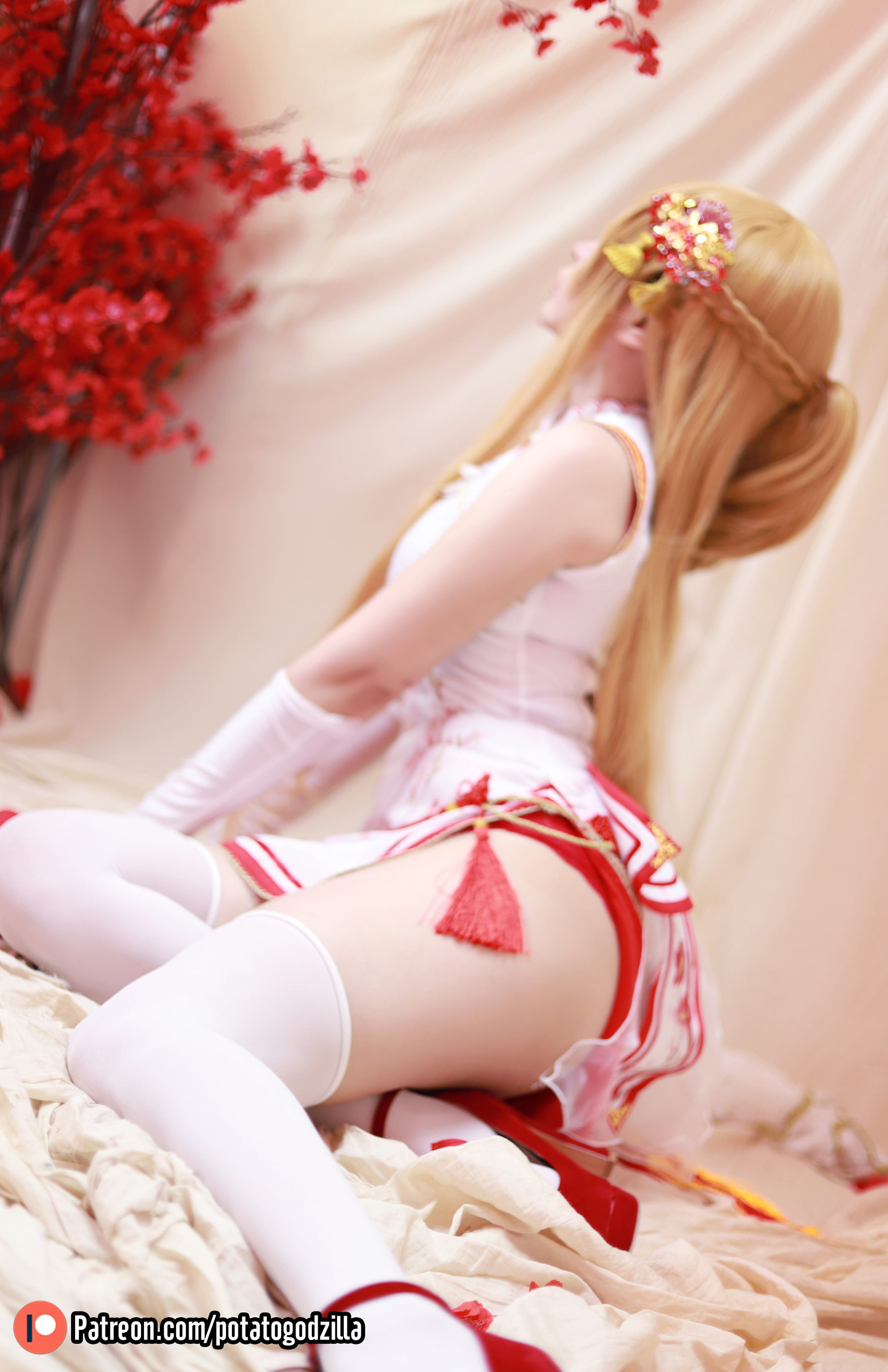 Coser小姐姐Potato Godzilla - Asuna Yuuki Qipao