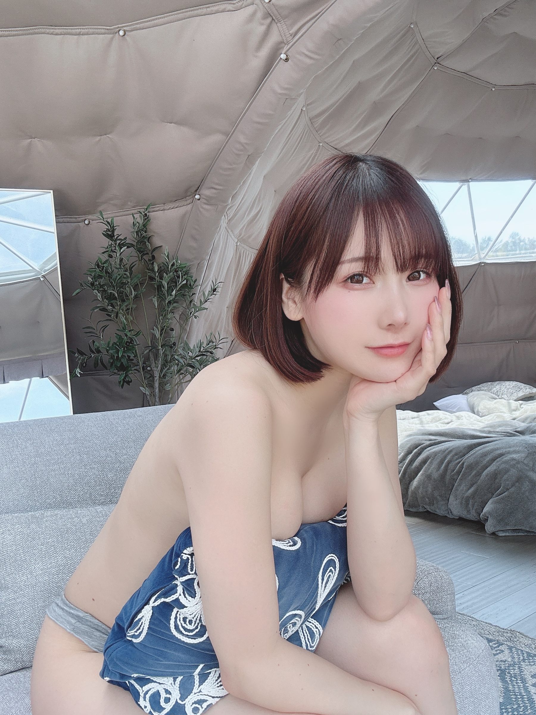日本甜美COSERけんけん[fantia] 2023.05 キャンプでこっそり