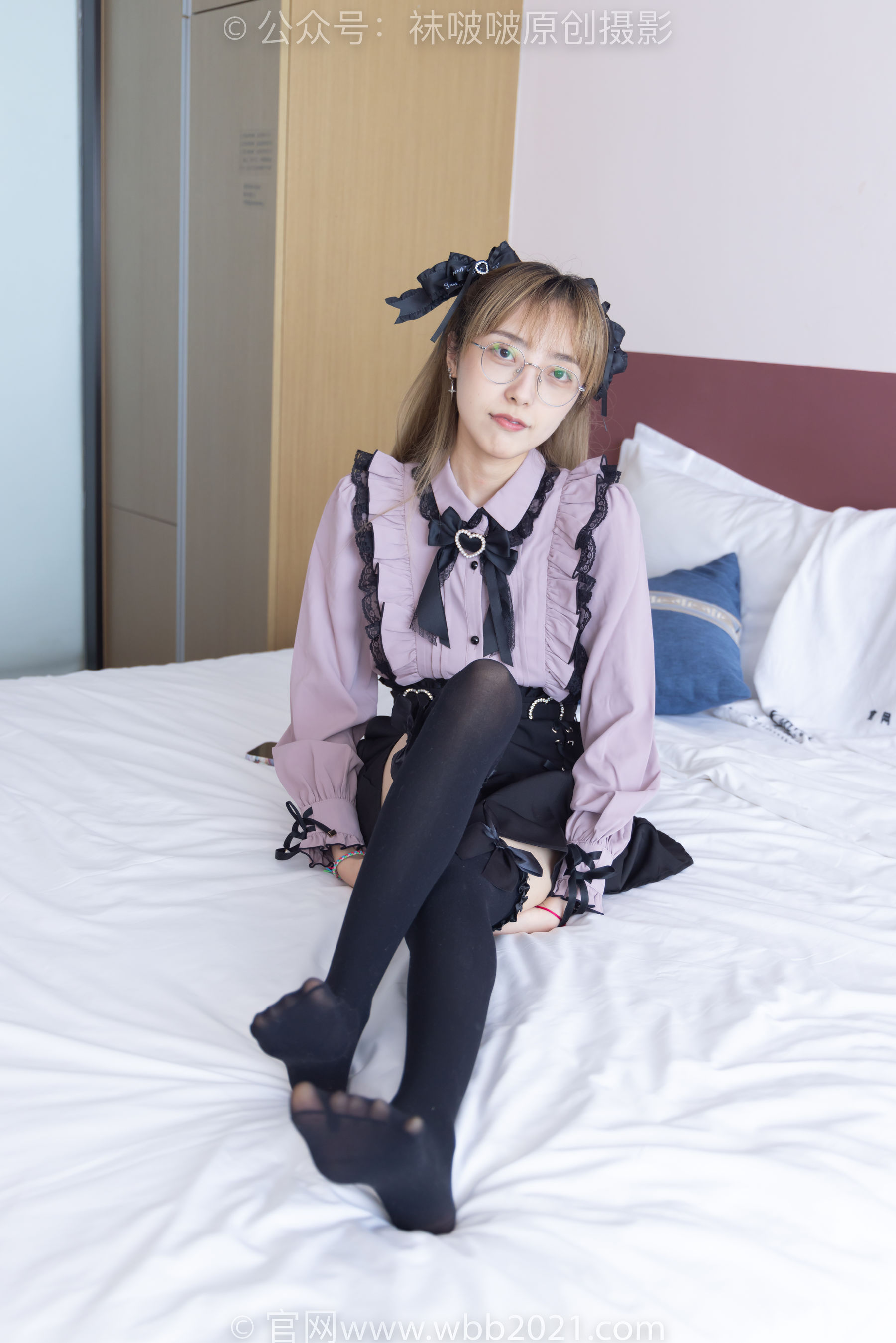 BoBoSocks袜啵啵 No.247 稚予 -皮鞋、黑丝大腿袜、地雷系女友