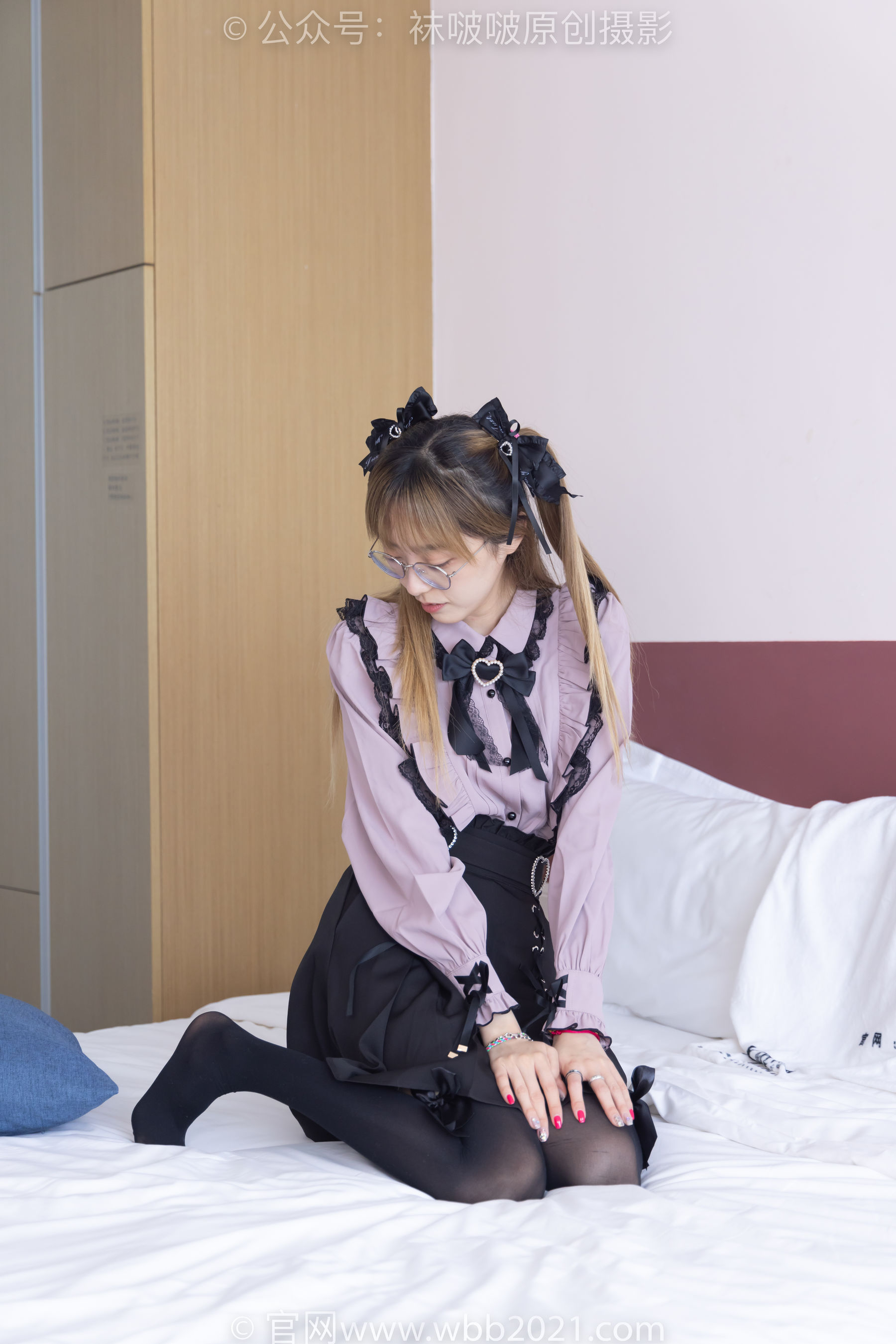 BoBoSocks袜啵啵 No.247 稚予 -皮鞋、黑丝大腿袜、地雷系女友