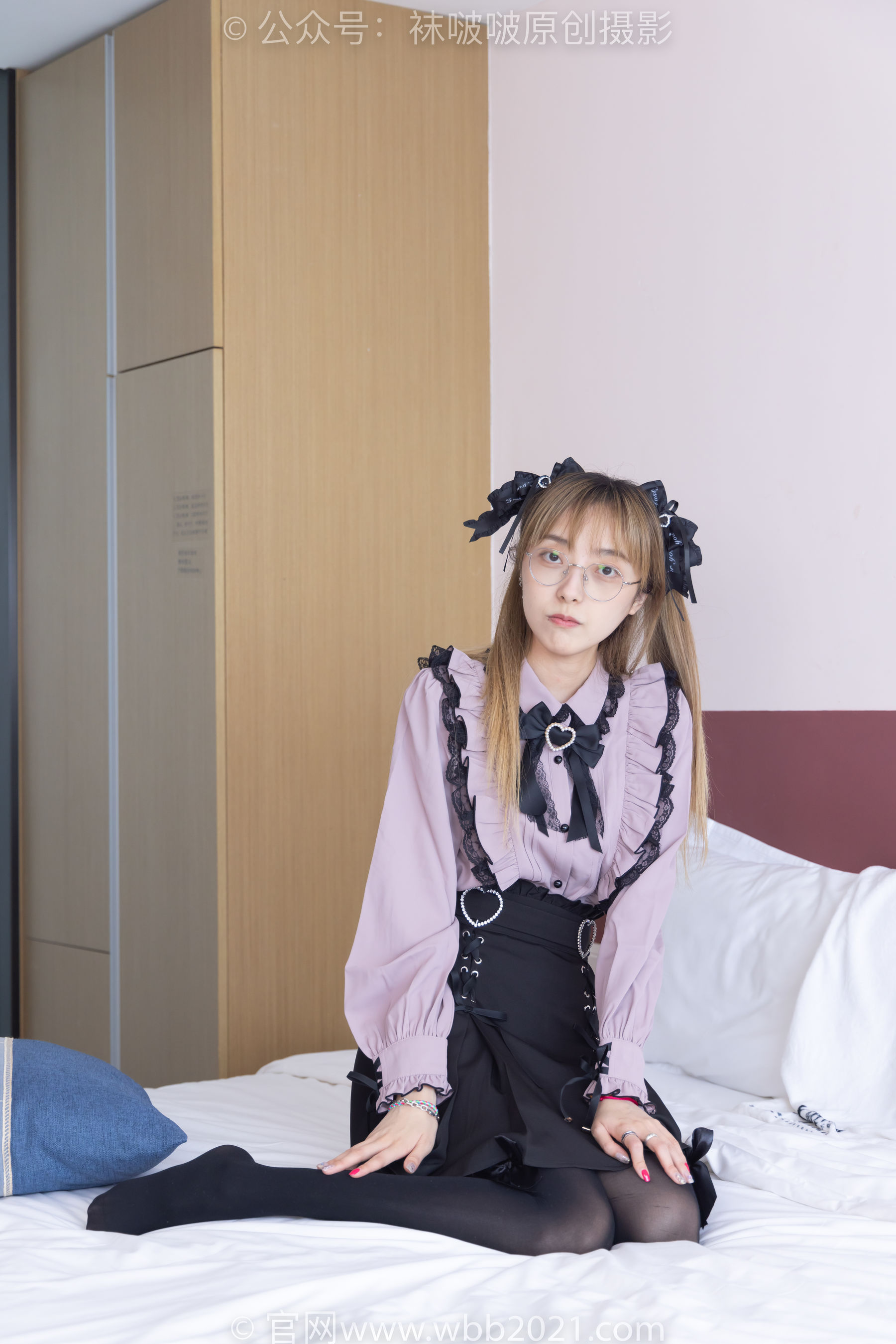 BoBoSocks袜啵啵 No.247 稚予 -皮鞋、黑丝大腿袜、地雷系女友