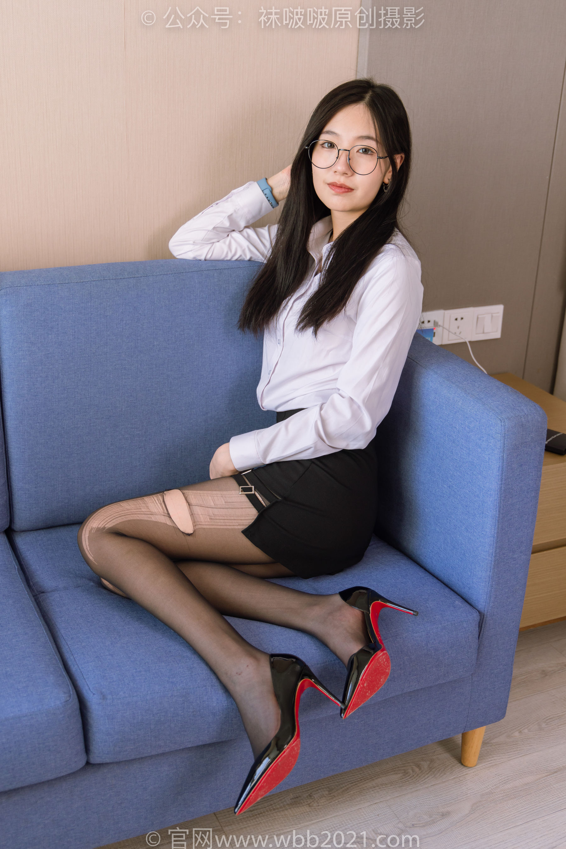 BoBoSocks袜啵啵 No.257 小甜豆 -高跟鞋、黑丝、ol制服、撕黑丝剧情
