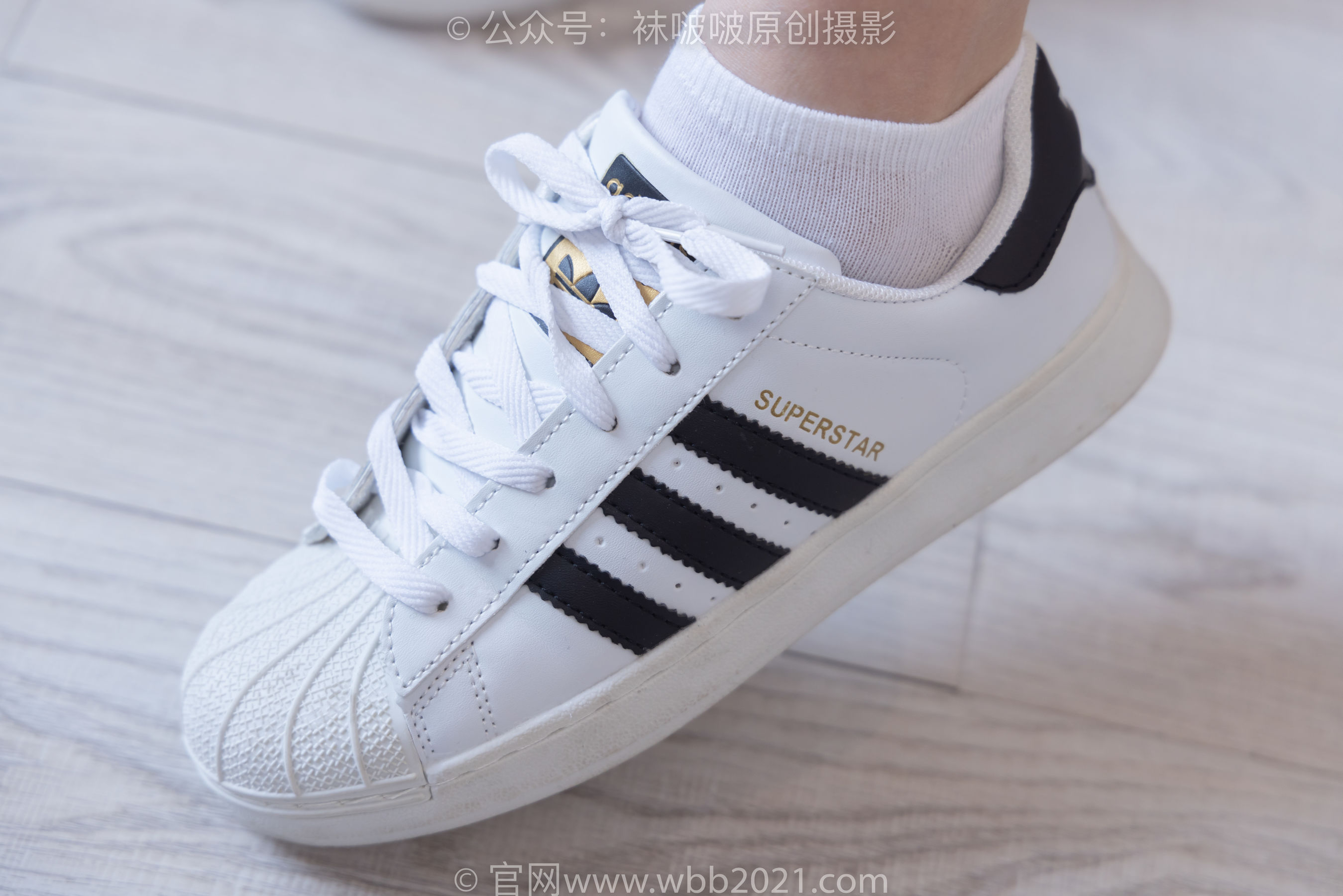 BoBoSocks袜啵啵 No.258 小沫 -贝壳头板鞋、白棉袜