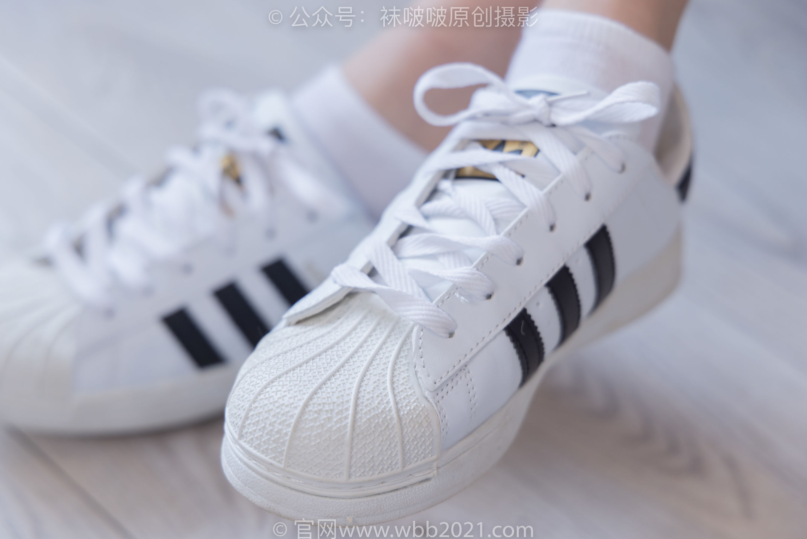 BoBoSocks袜啵啵 No.258 小沫 -贝壳头板鞋、白棉袜