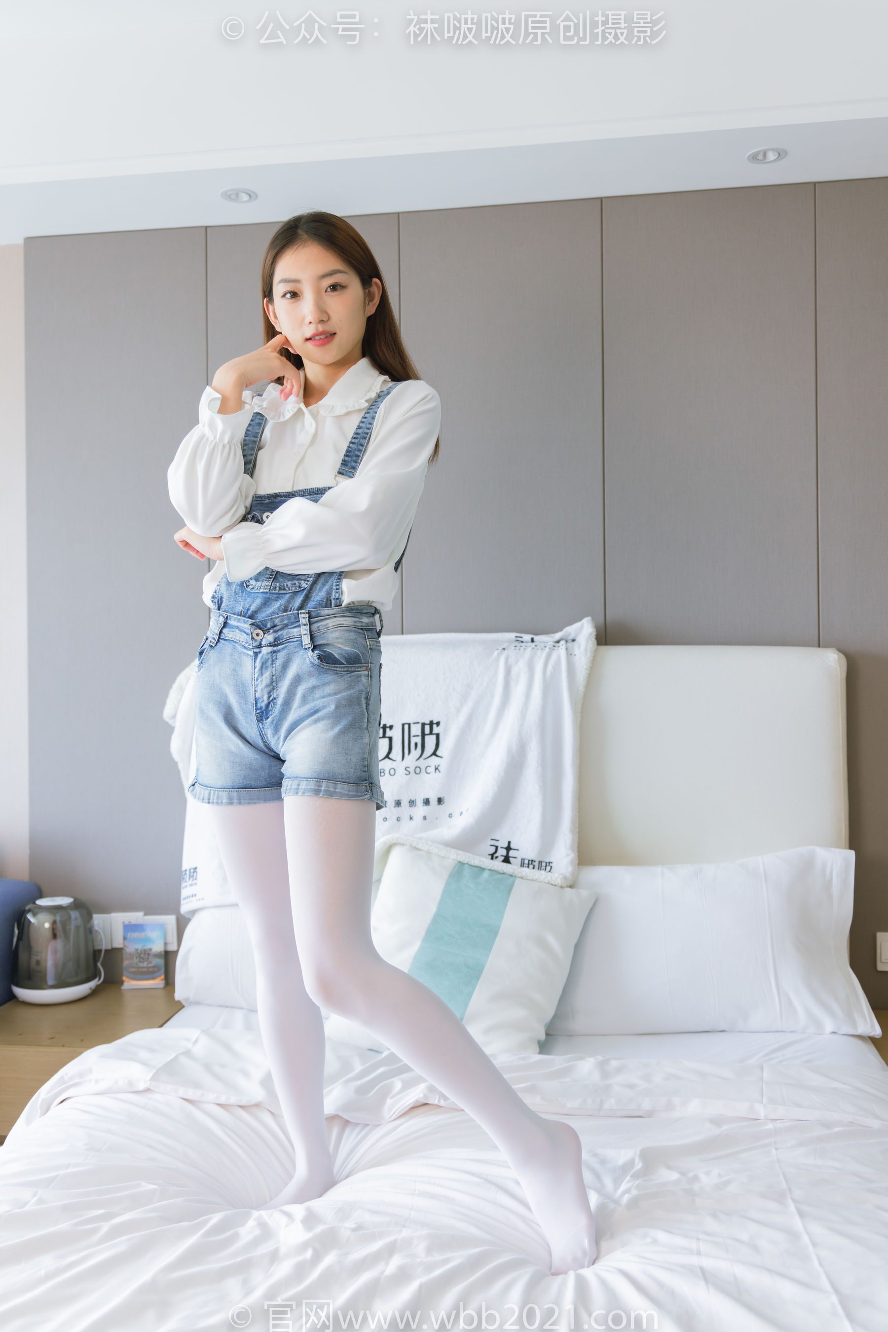 BoBoSocks袜啵啵 No.261 小沫 -板鞋、厚白丝