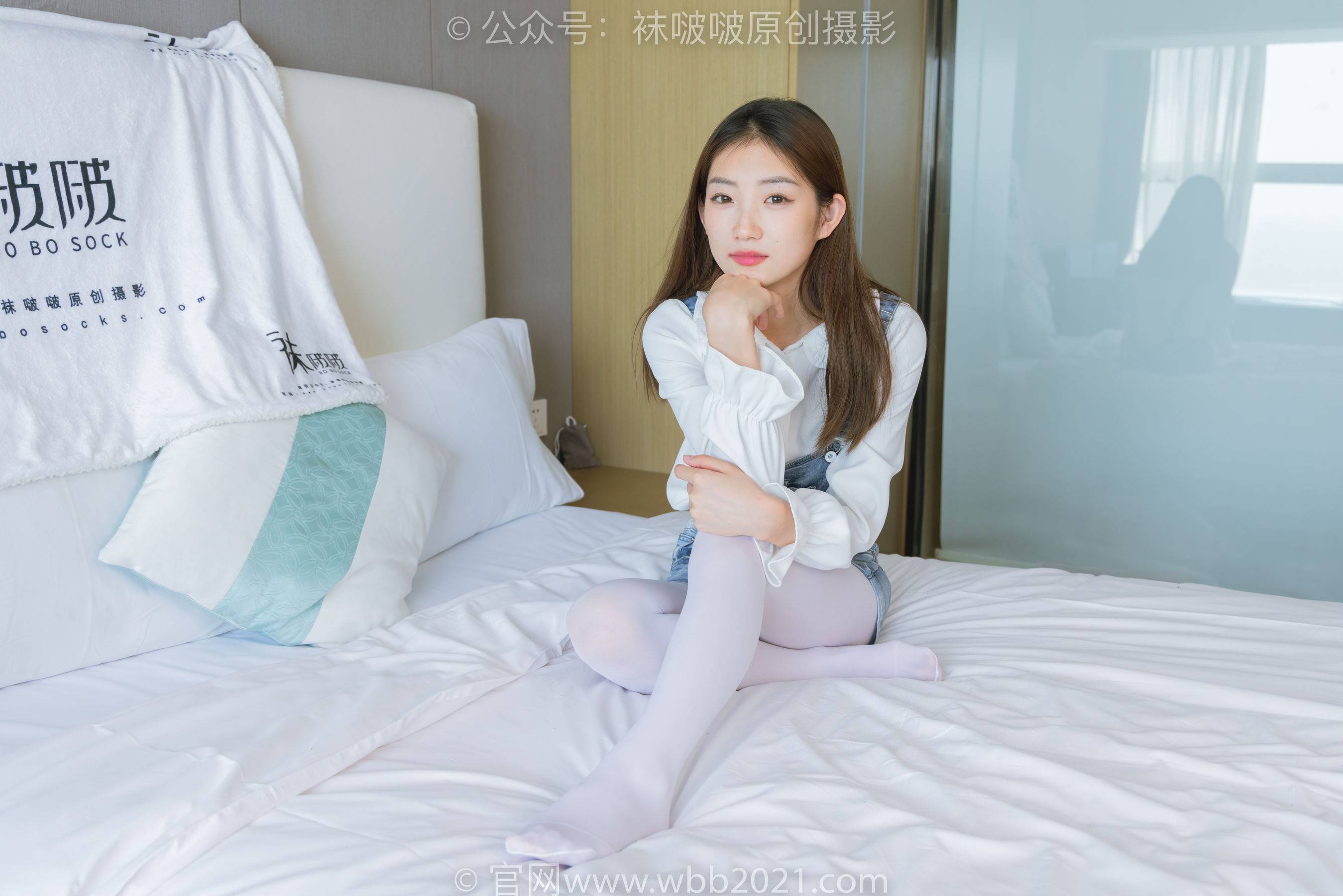 BoBoSocks袜啵啵 No.261 小沫 -板鞋、厚白丝