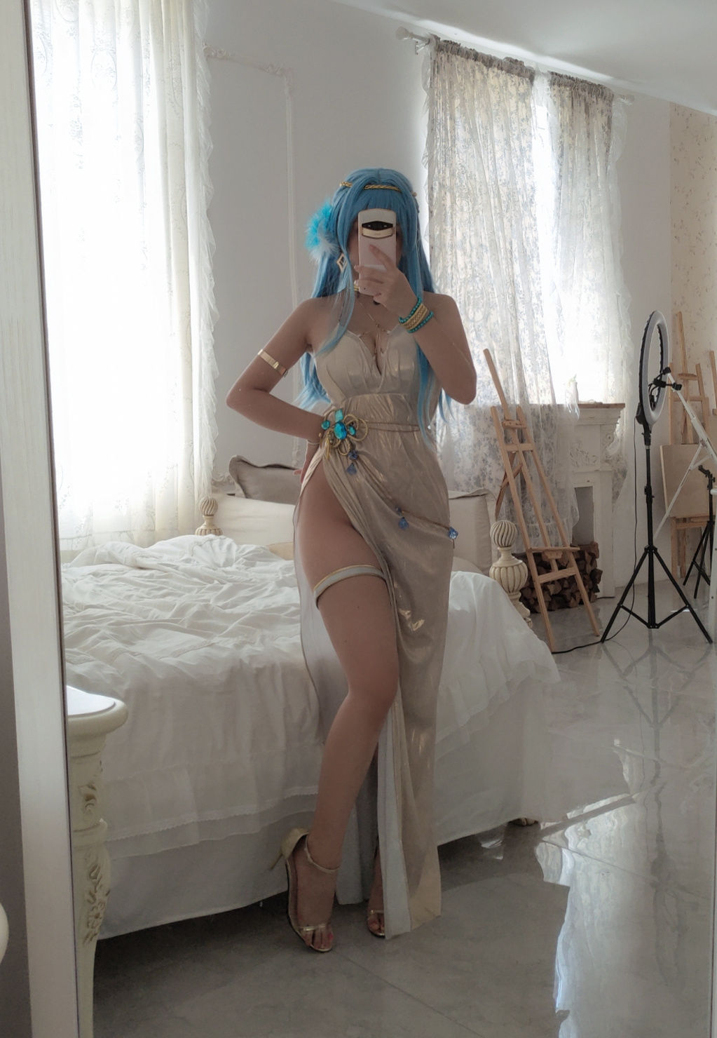 Cosplay日奈娇 - 海伦礼服