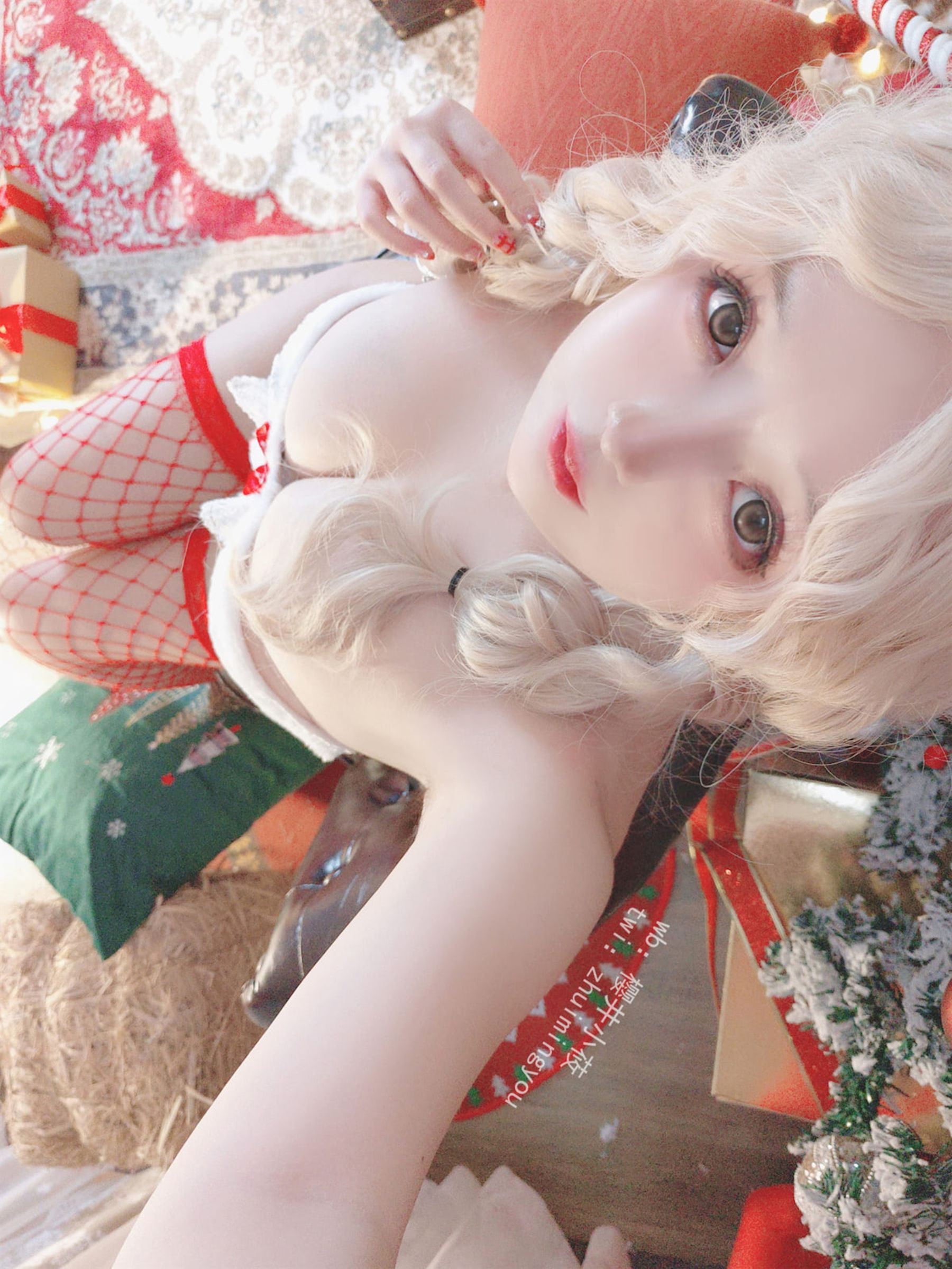 Cosplay日奈娇 - 鹿女郎