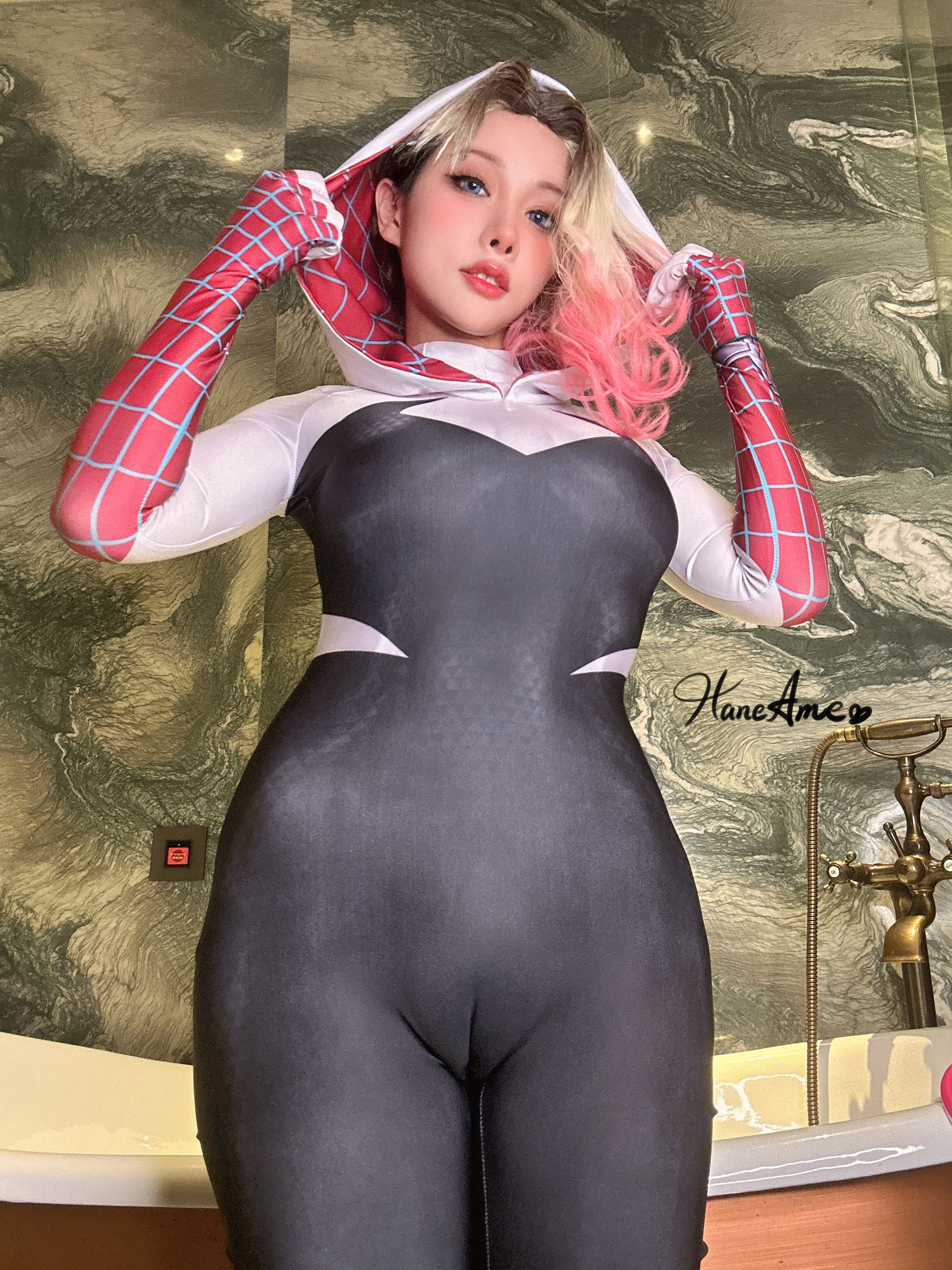 Hane Ame 雨波写真 - Gwen (Spider Man)