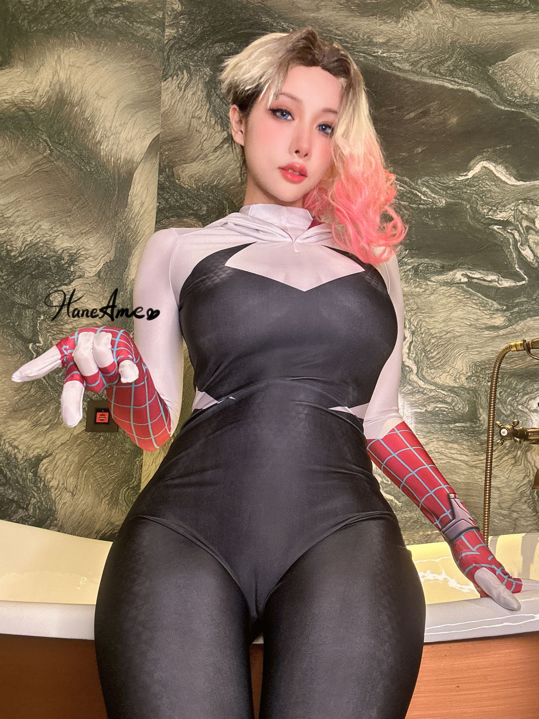 Hane Ame 雨波写真 - Gwen (Spider Man)