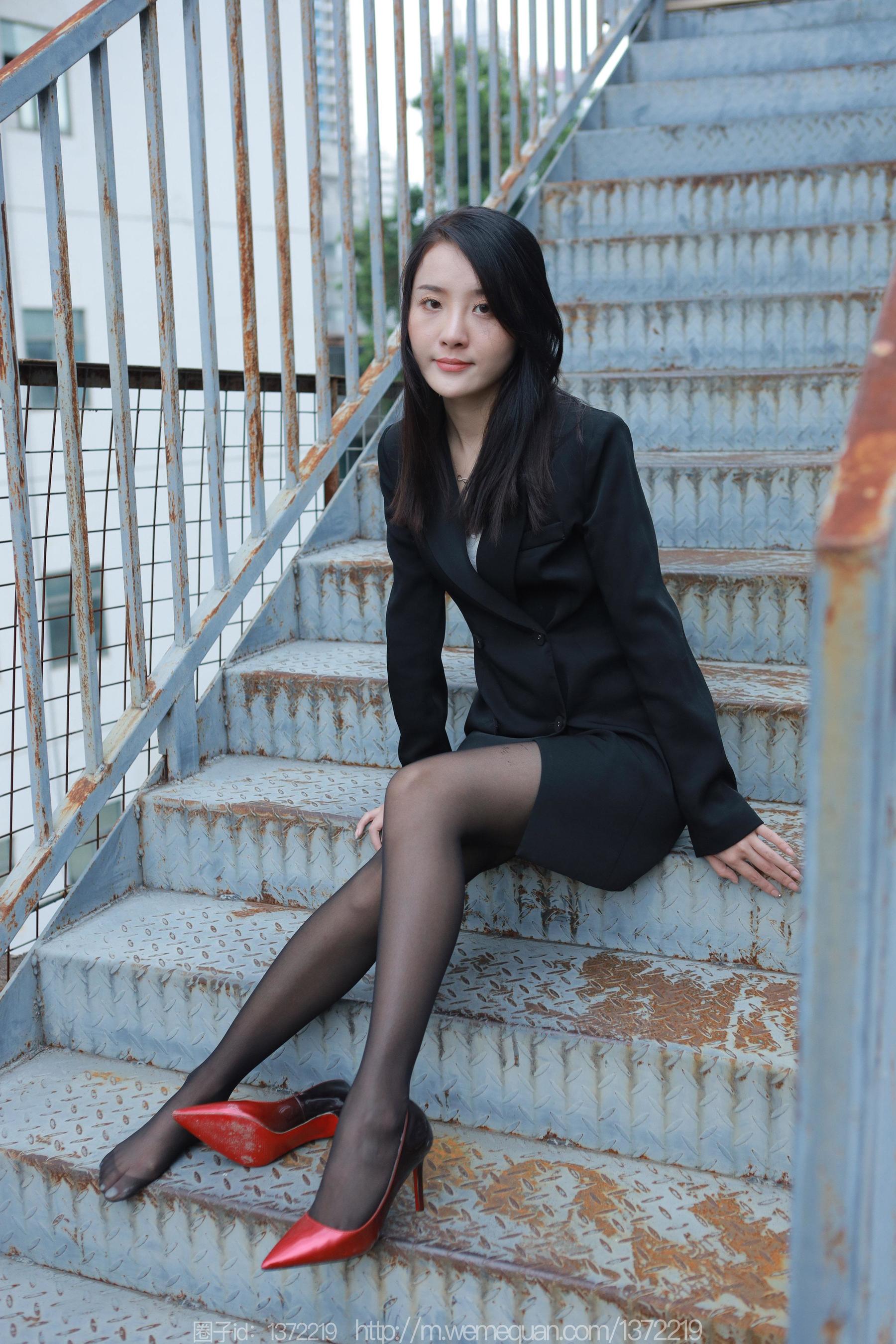 IESS异思趣向 - 模特：婉萍 《小辣椒》
