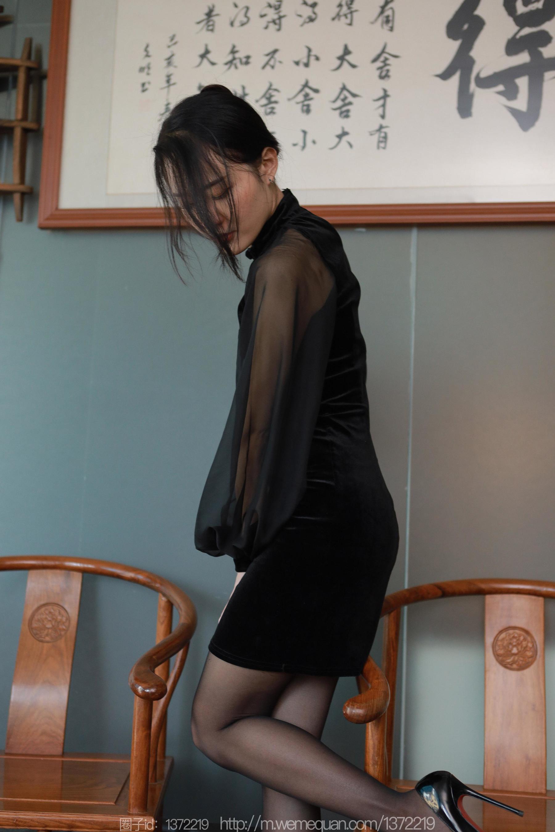 IESS异思趣向 - 模特：婉萍 《黑色蔷薇》