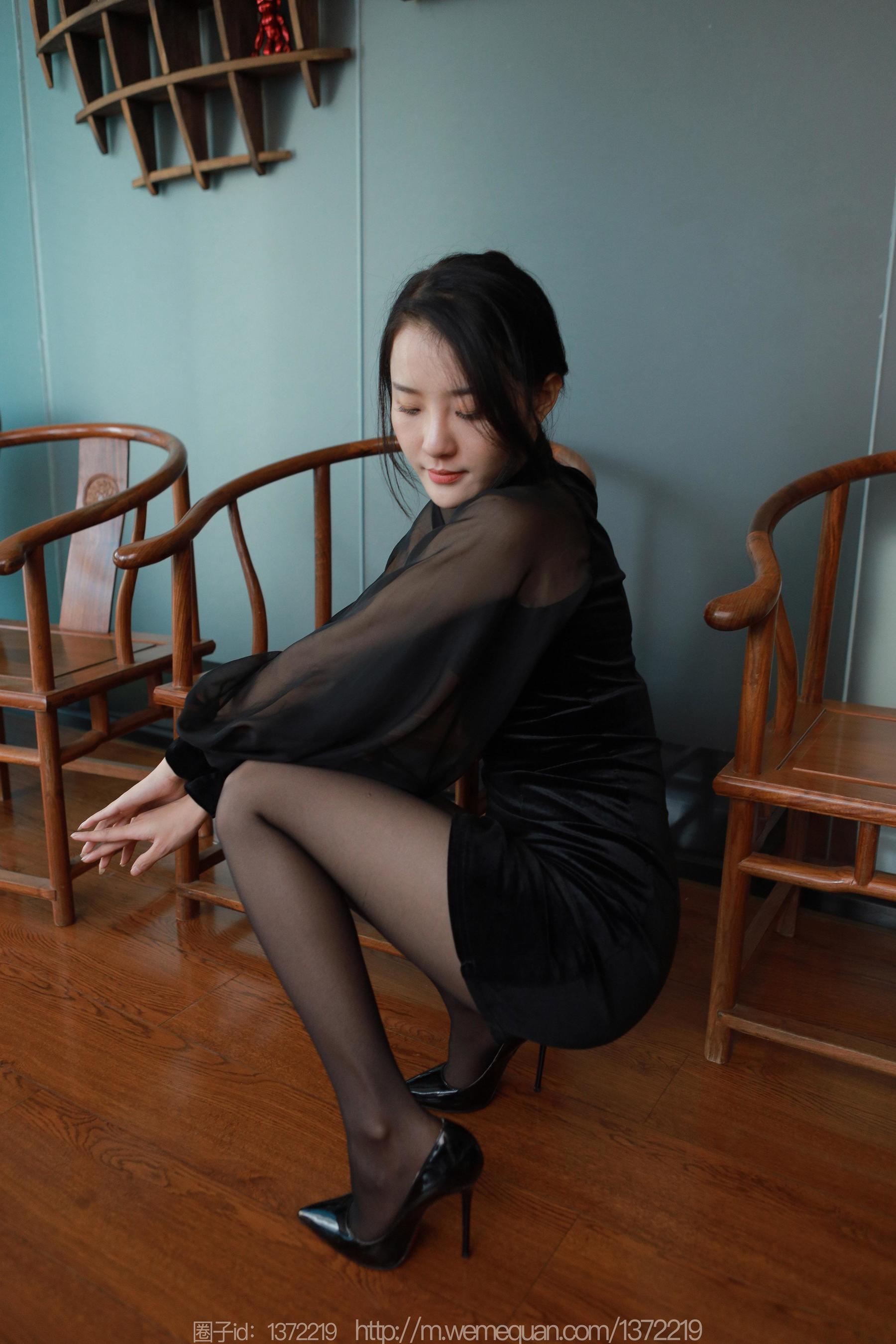 IESS异思趣向 - 模特：婉萍 《黑色蔷薇》
