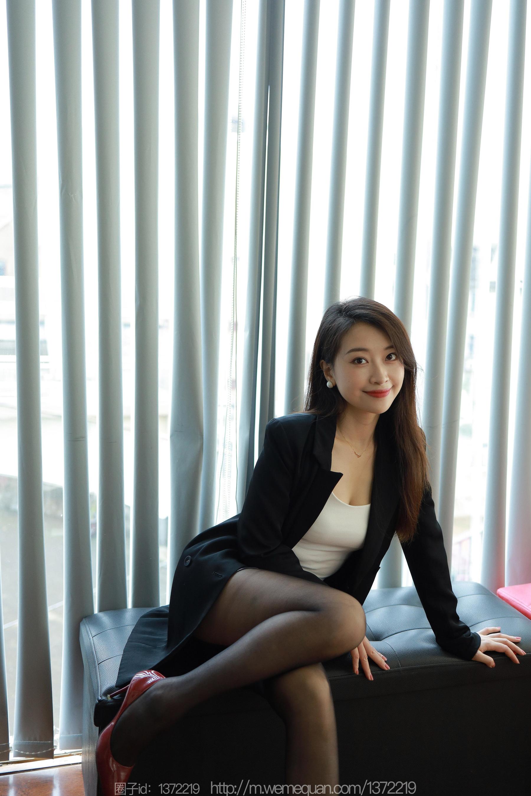 IESS异思趣向 - 模特：小婕 《风一样的女人》