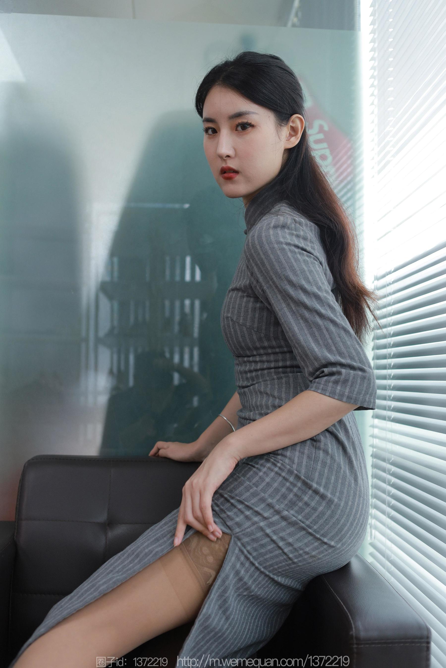 IESS异思趣向 - 模特：小宝 《旗袍半筒丝》