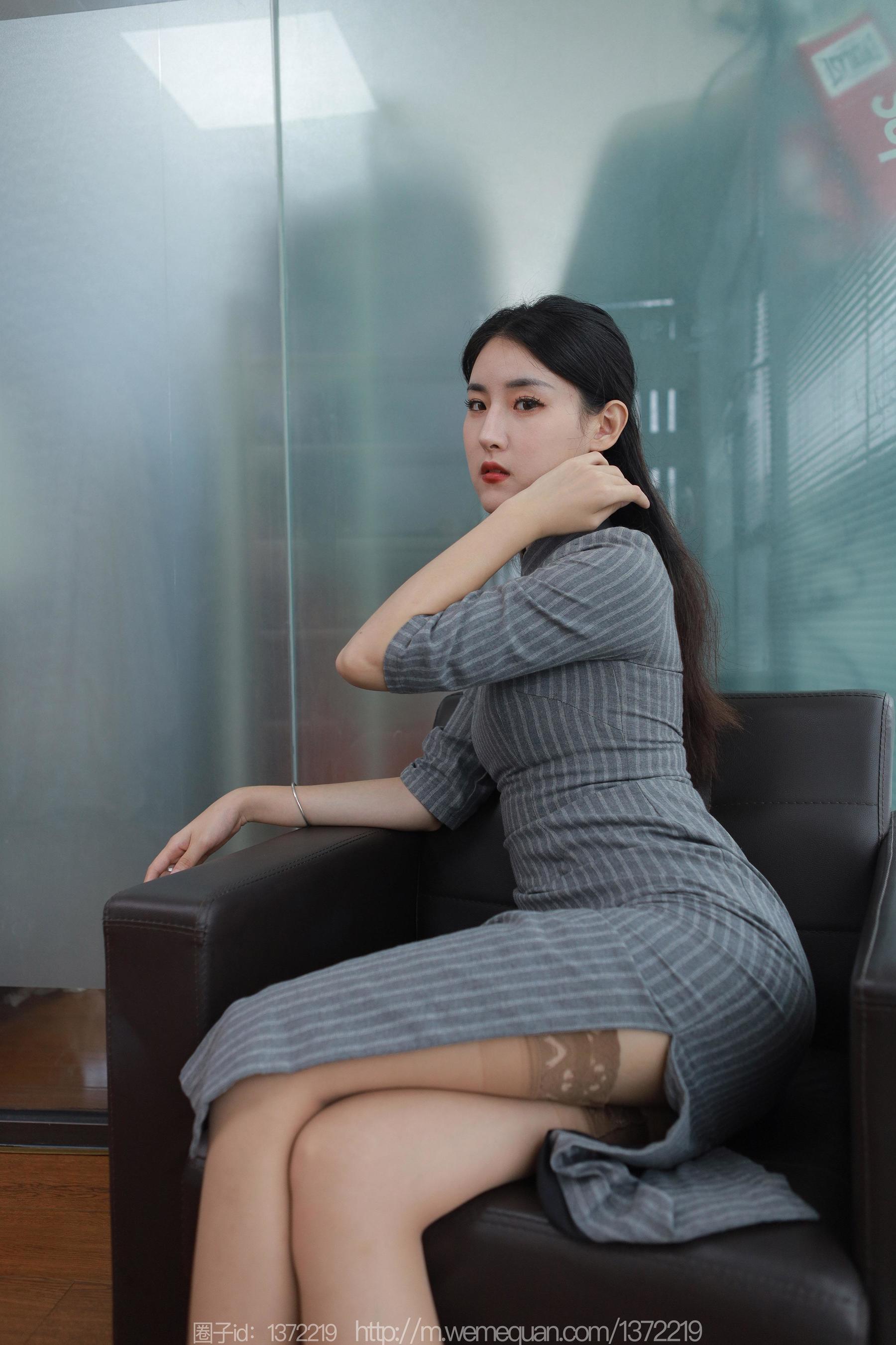 IESS异思趣向 - 模特：小宝 《旗袍半筒丝》