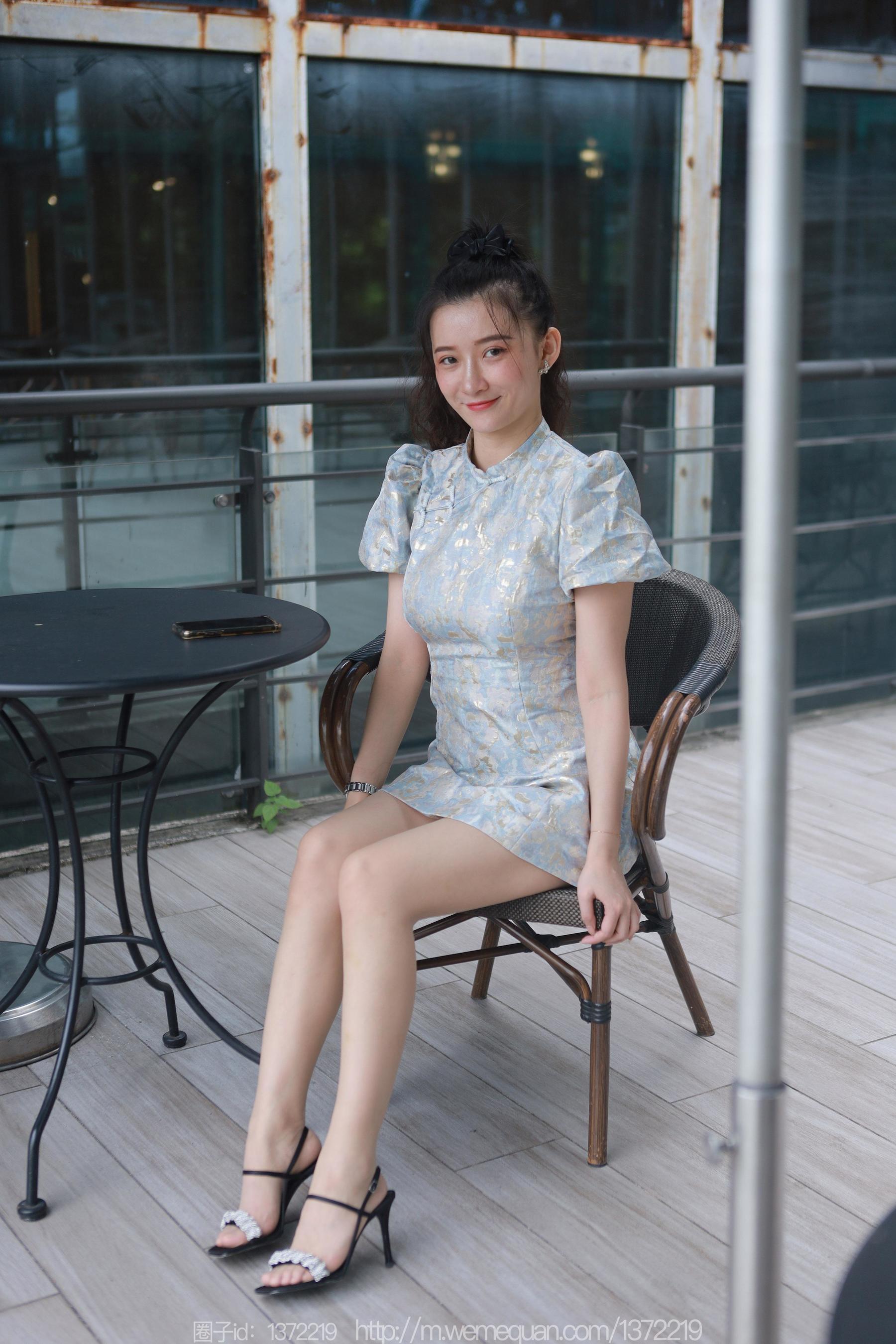 IESS异思趣向 - 模特：秋秋 《丰满天花板》