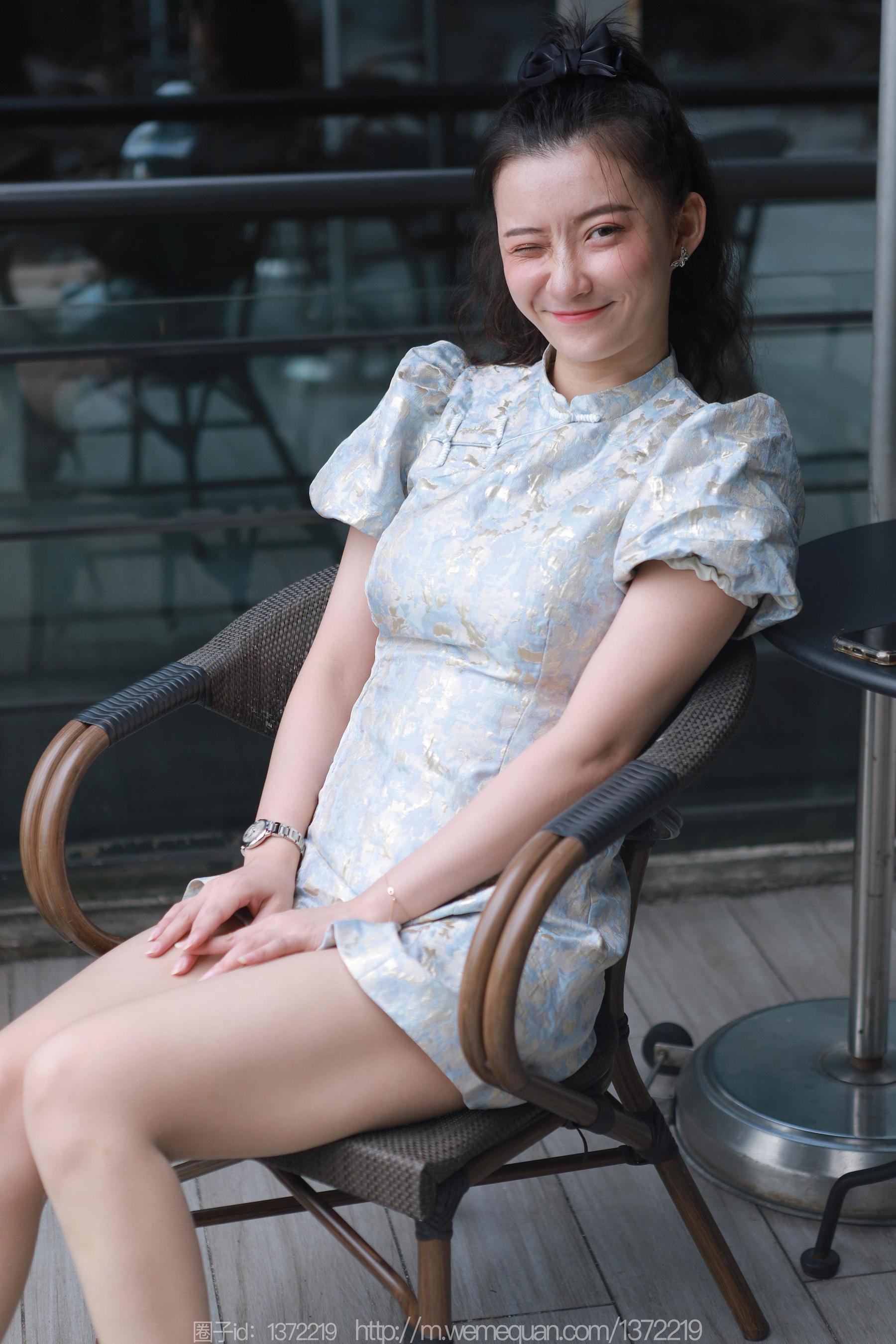 IESS异思趣向 - 模特：秋秋 《丰满天花板》