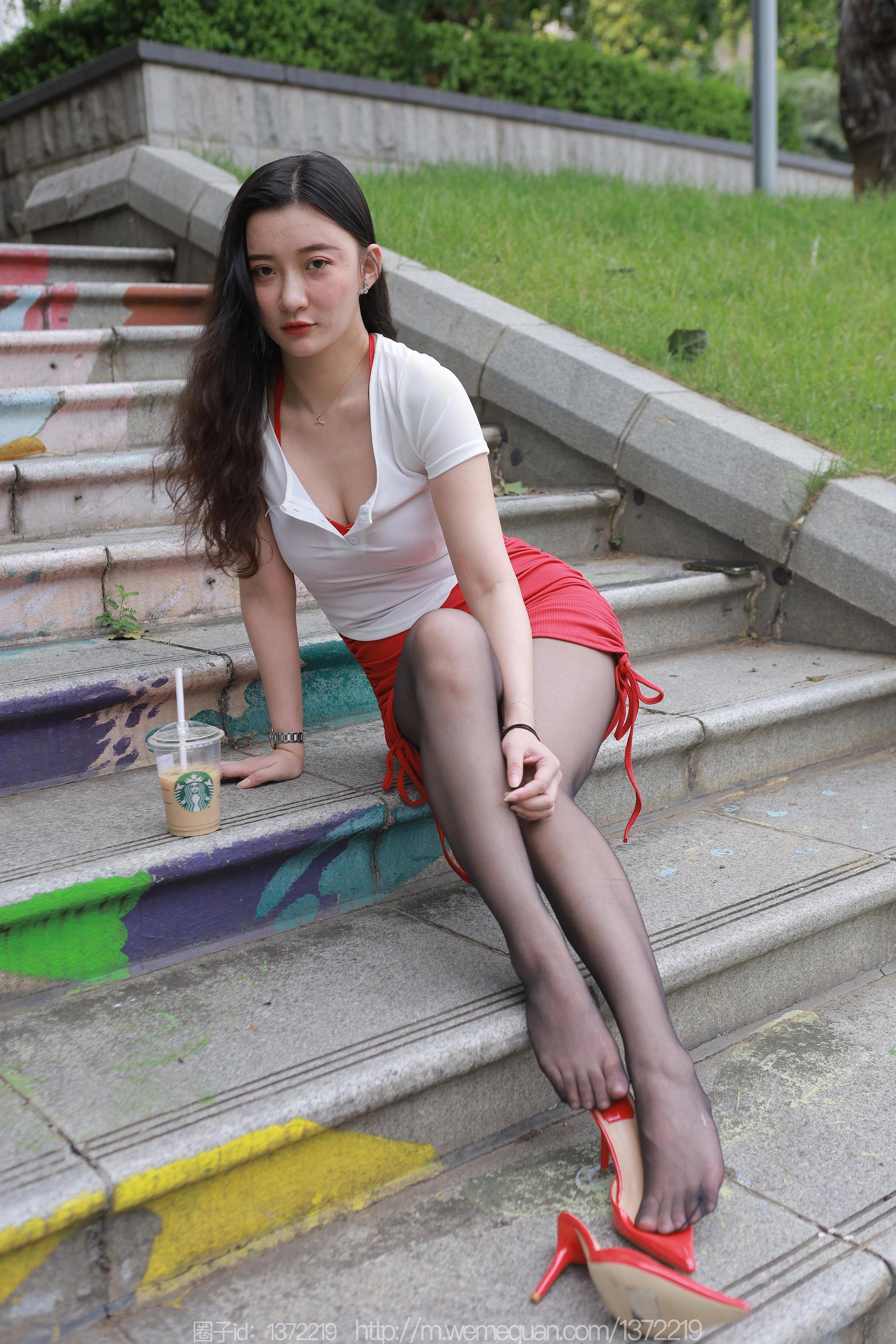 IESS异思趣向 - 模特：秋秋 《可爱型的玉姐》