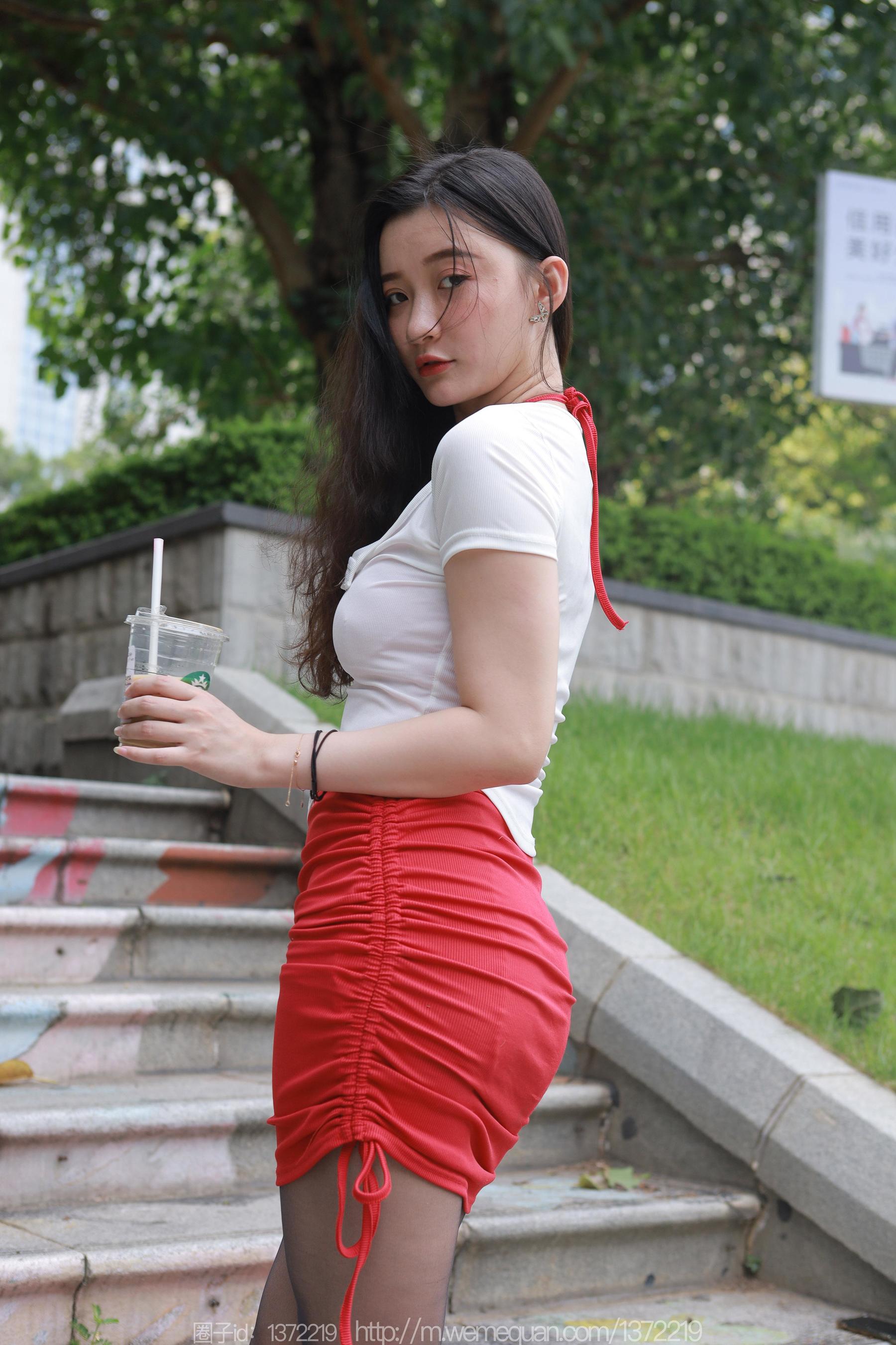 IESS异思趣向 - 模特：秋秋 《可爱型的玉姐》